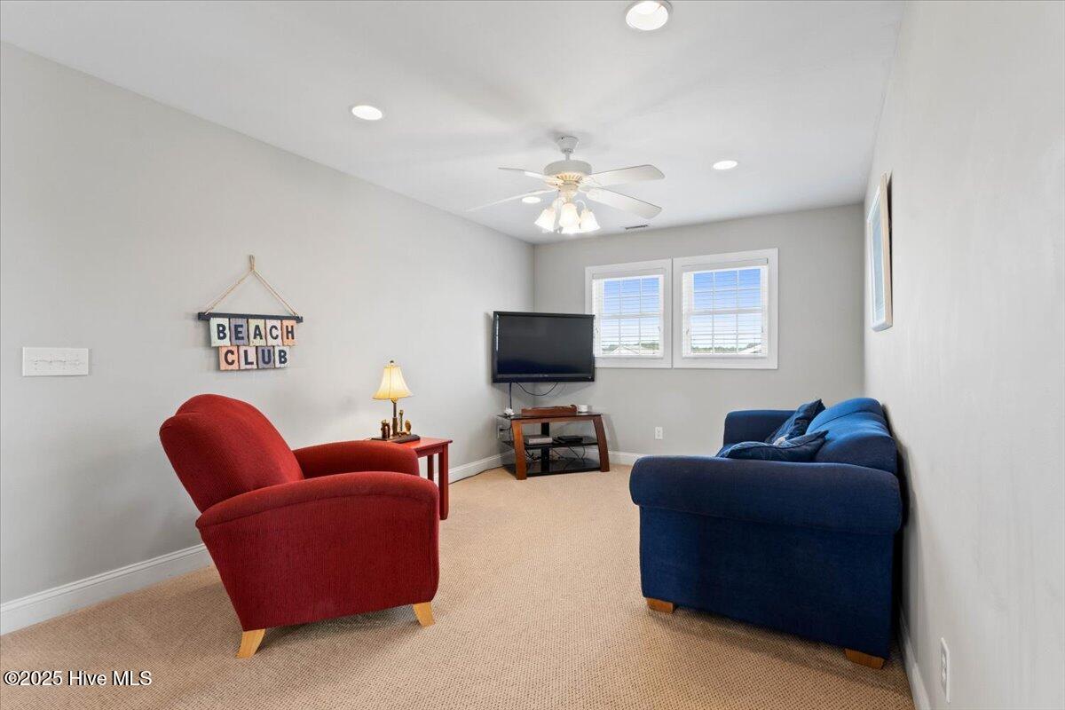 100498548 | Photo 34