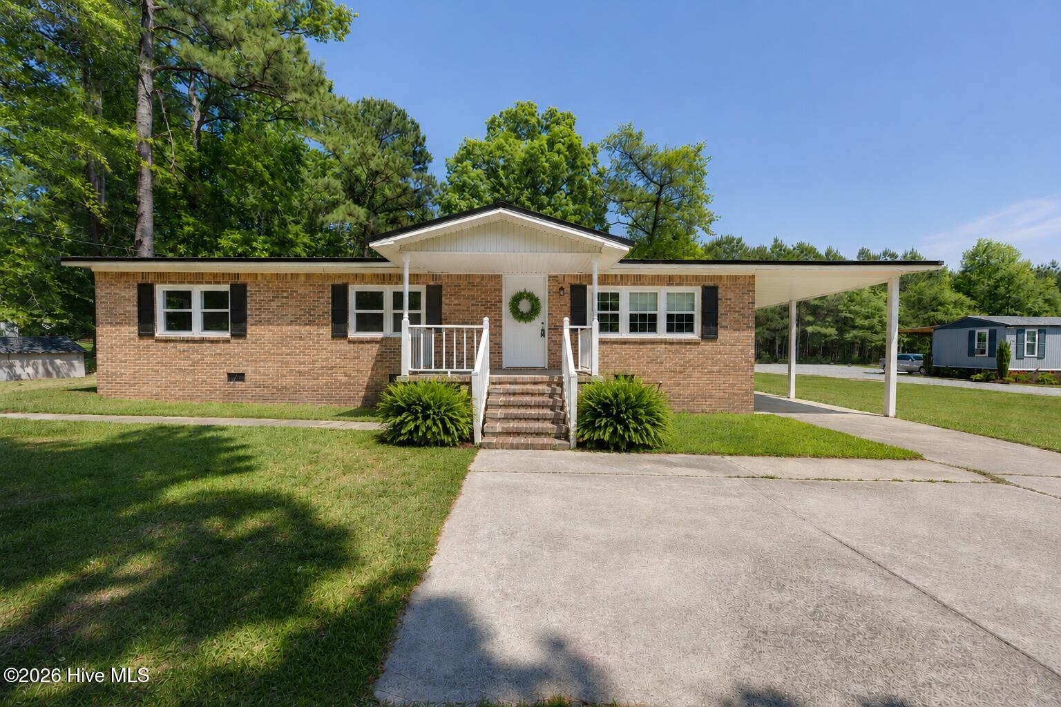 Homes for sale in Williamston, NC | 1995 Bear Trap Rd, Williamston, NC 27892 | MLS# 100574072