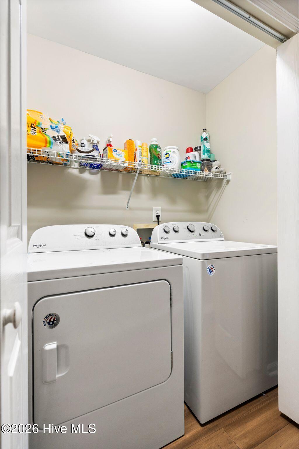 100553781 | Photo 26