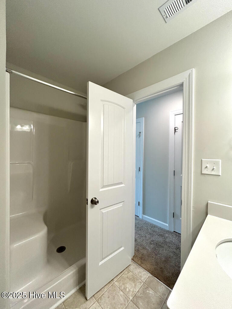 100513411 | Photo 56