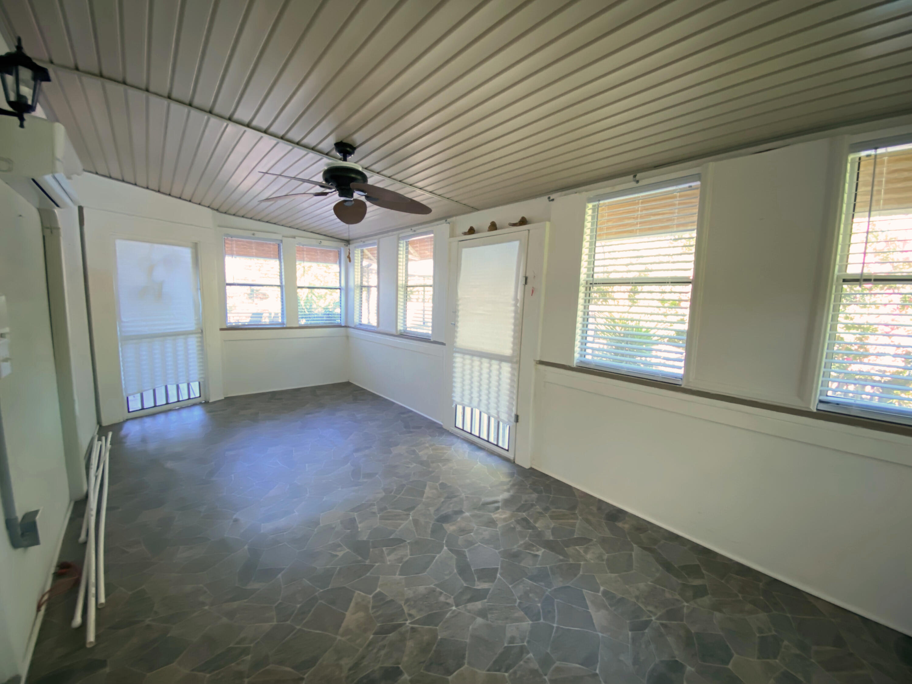 b7a50fa0-a7c1-421e-8ae2-eadf18fae4d6