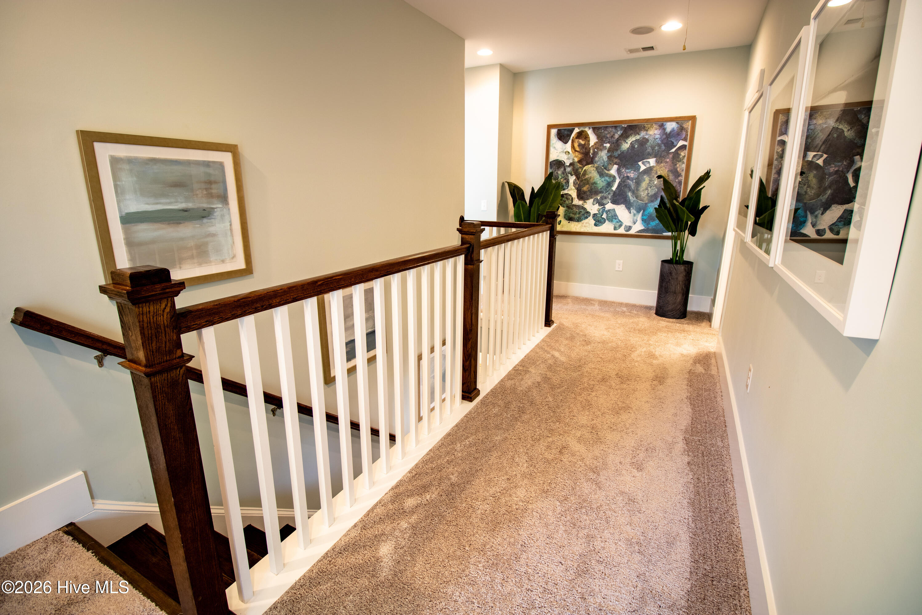 100552497 | Photo 33