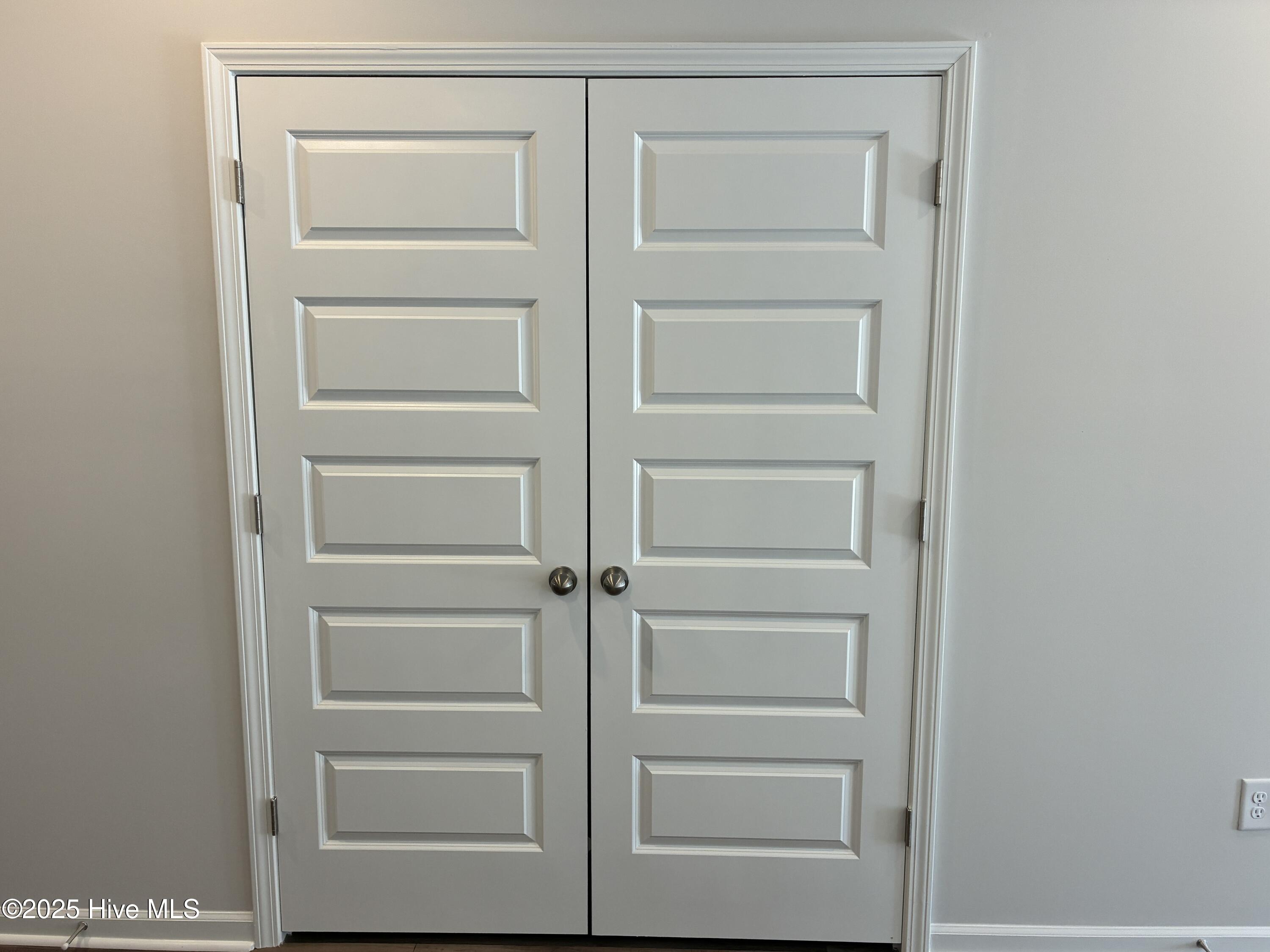 100545572 | Photo 32