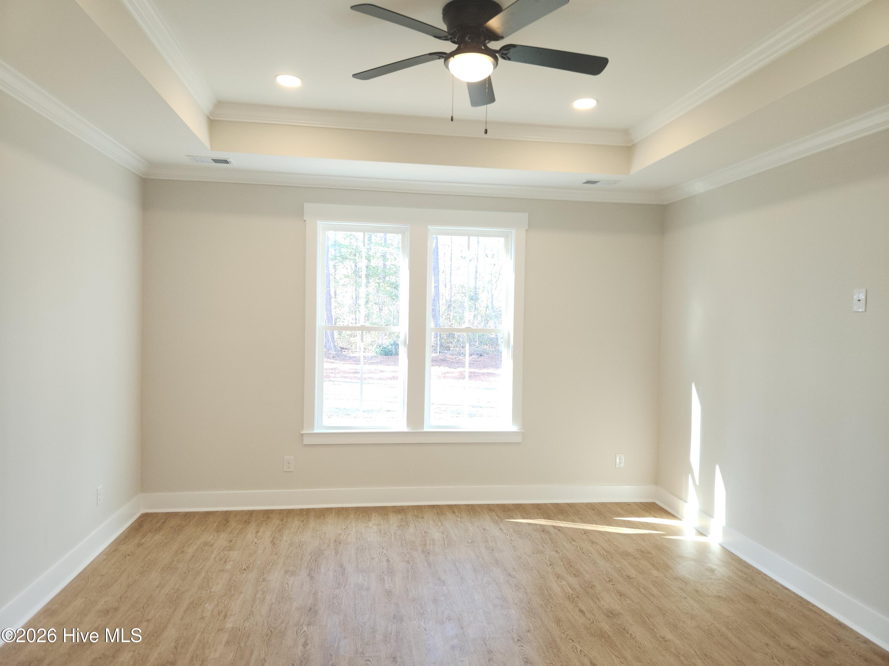 100559285 | Photo 27