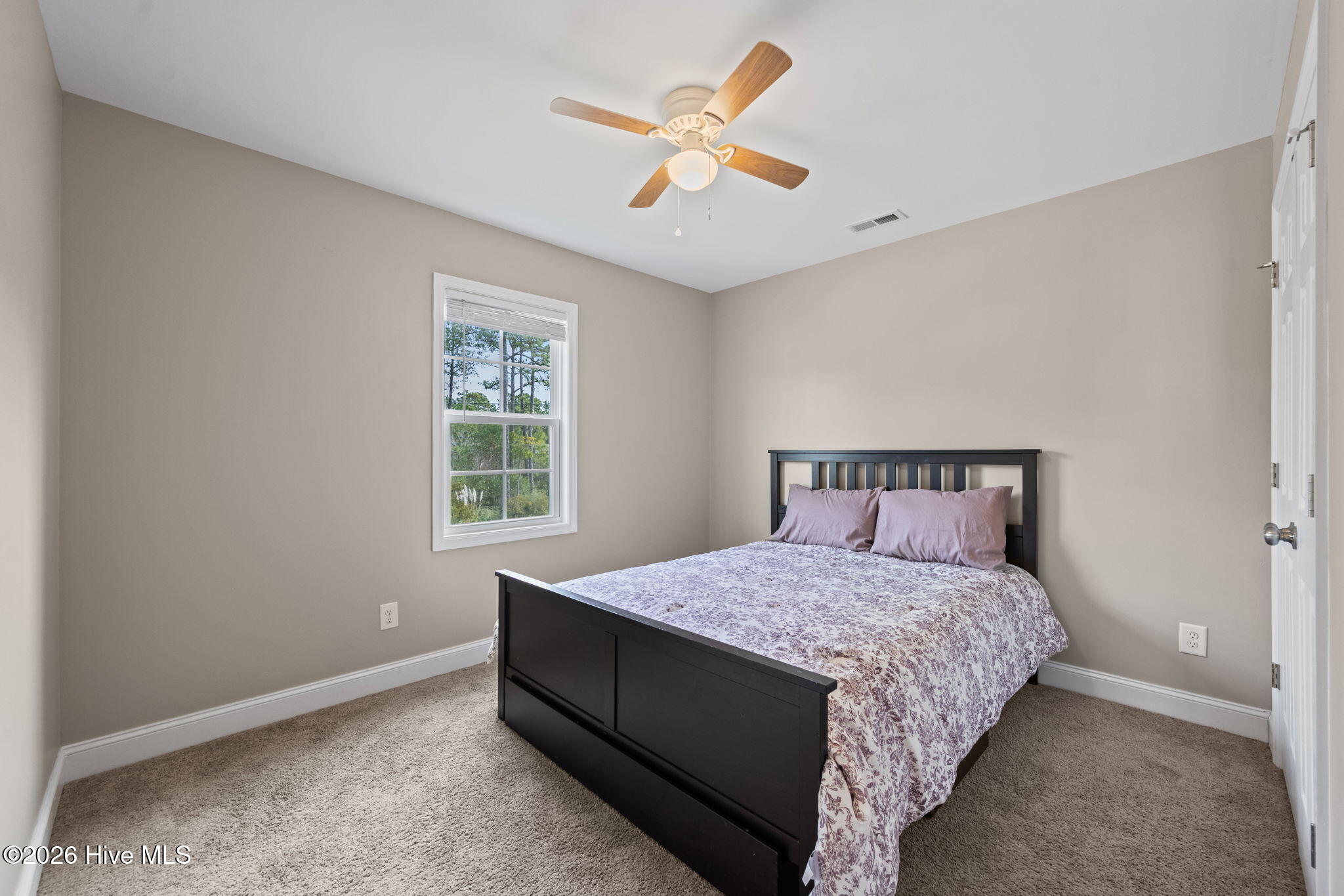 100549610 | Photo 27