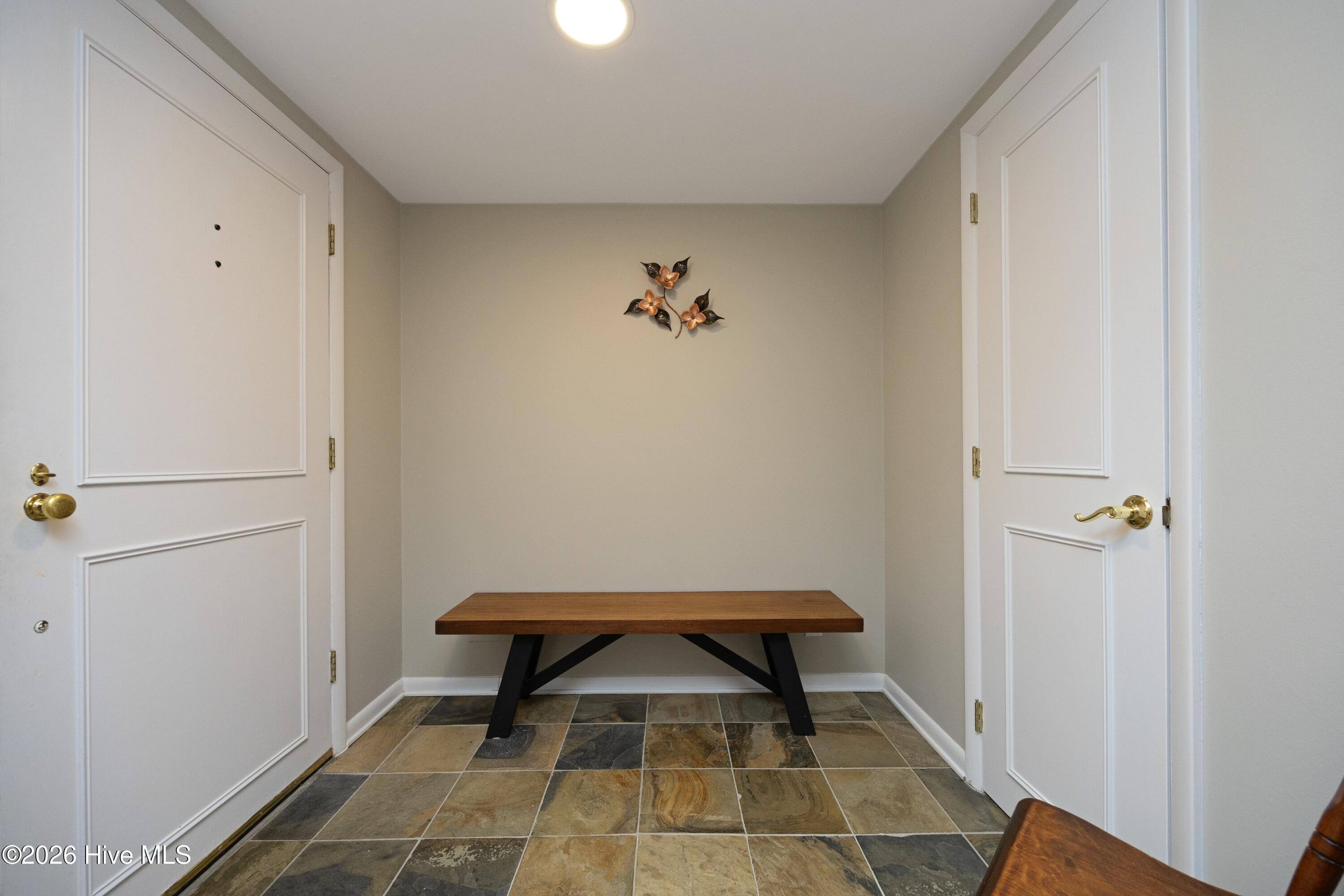 11Foyer