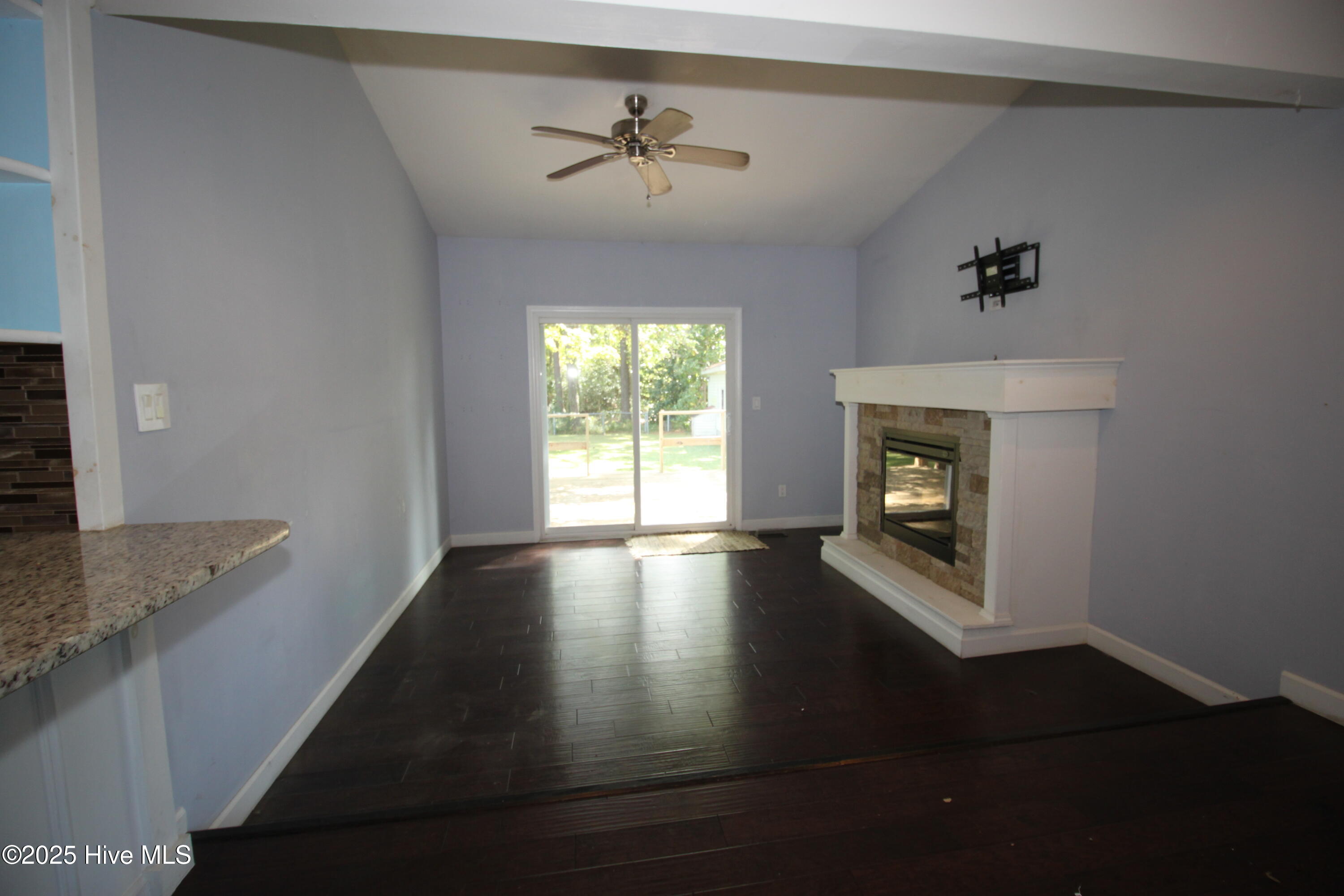 Homes for sale in Morehead City, NC | 3707 Country Club Rd, Morehead City, NC 28557 | MLS# 100529550