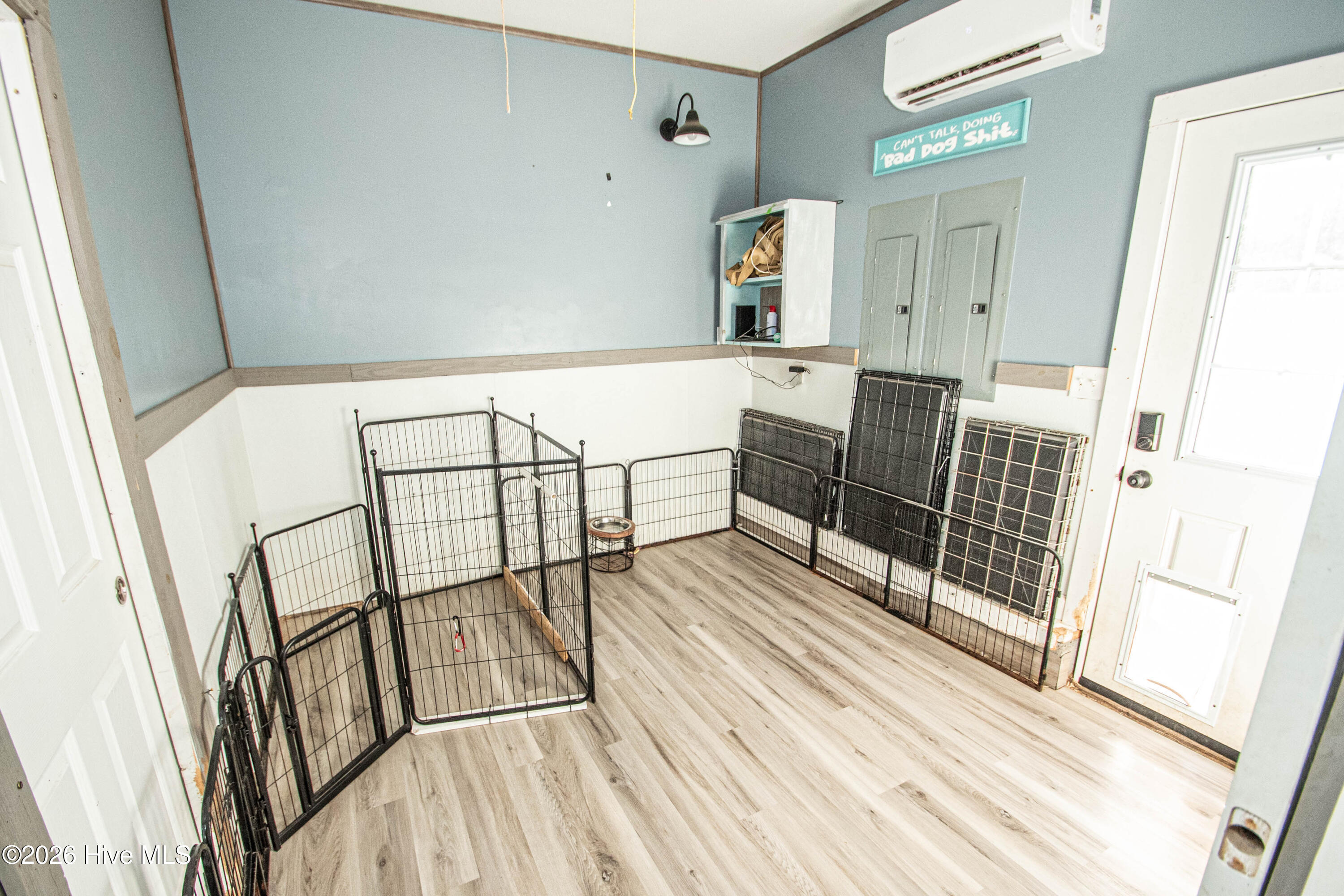 100553026 | Photo 71