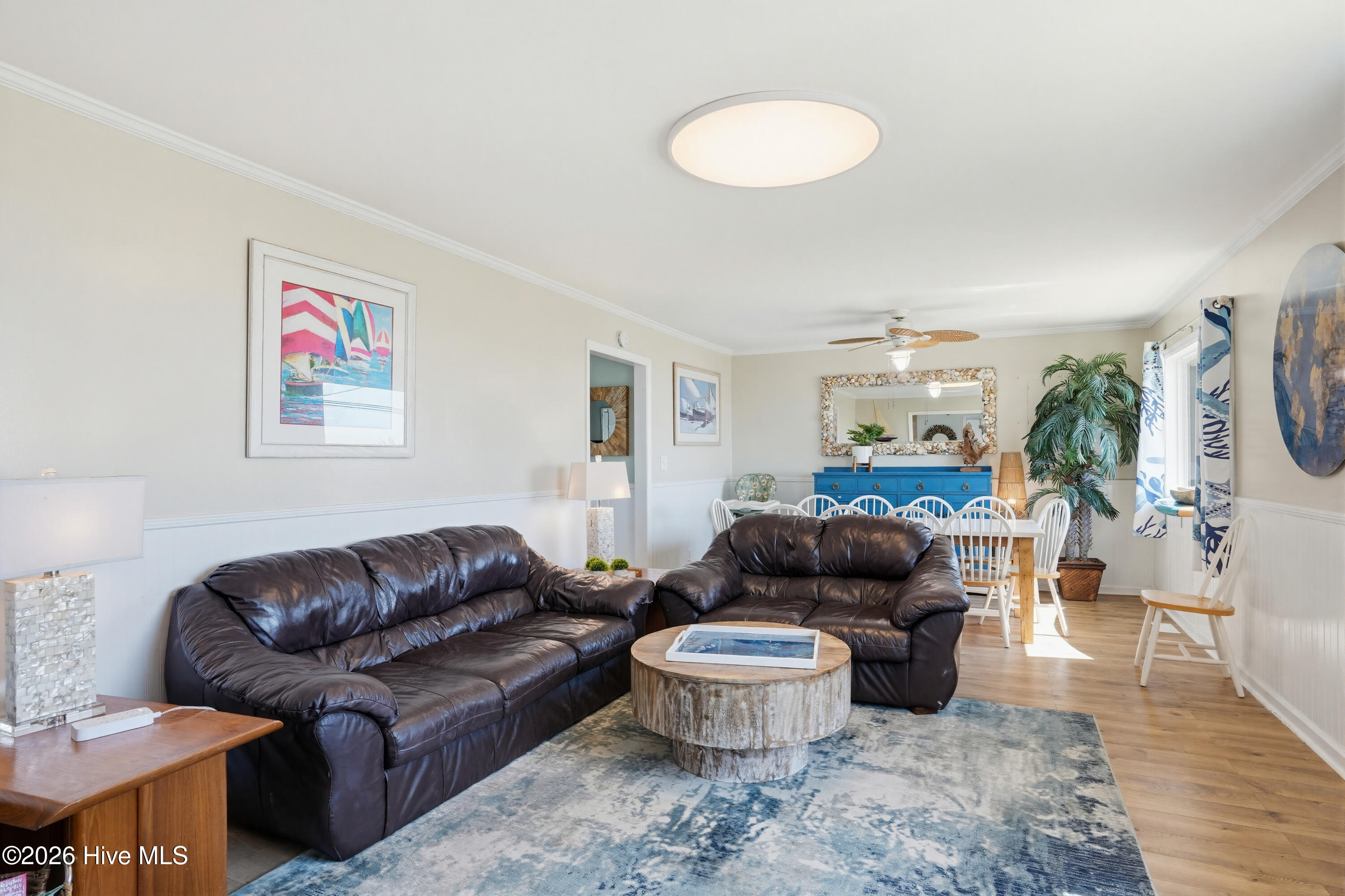 100550124 | Photo 15