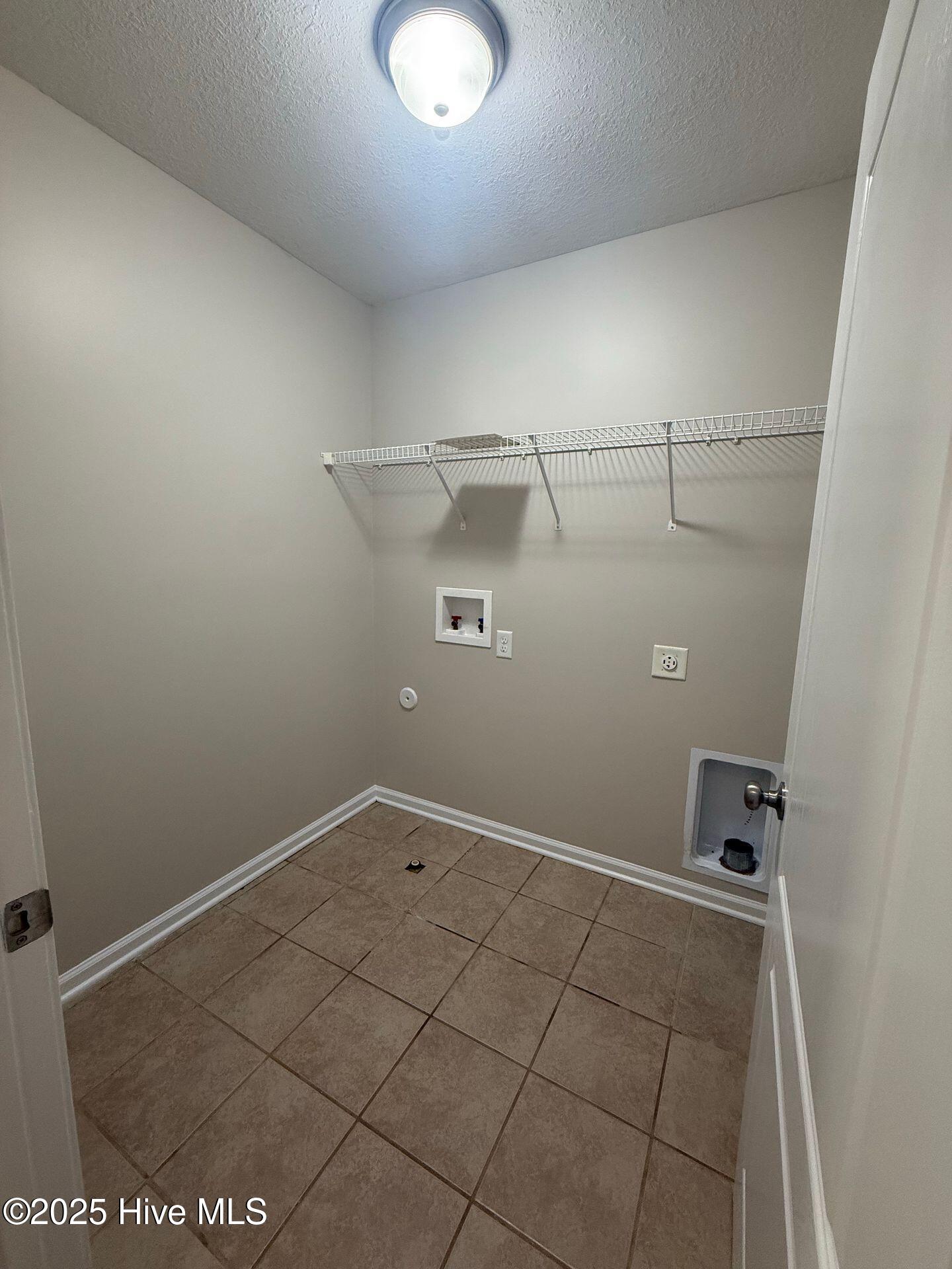 100544047 | Photo 22