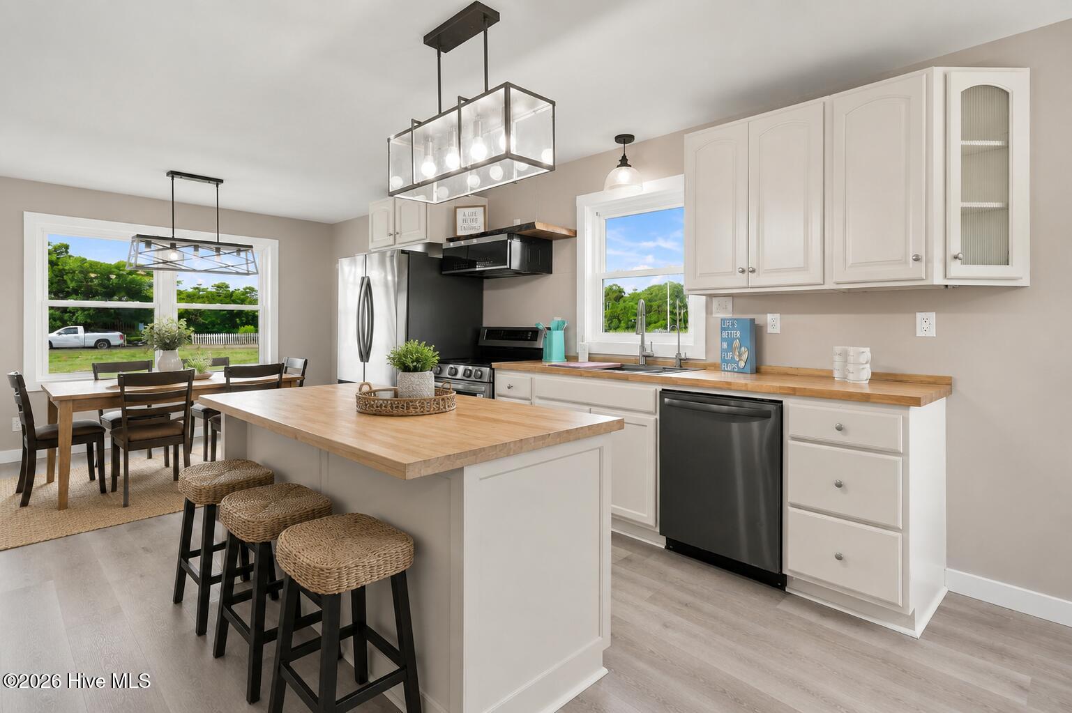 2nd image of 377 Diamond City Dr, Harkers Island, NC 28531 | MLS# 100598550
