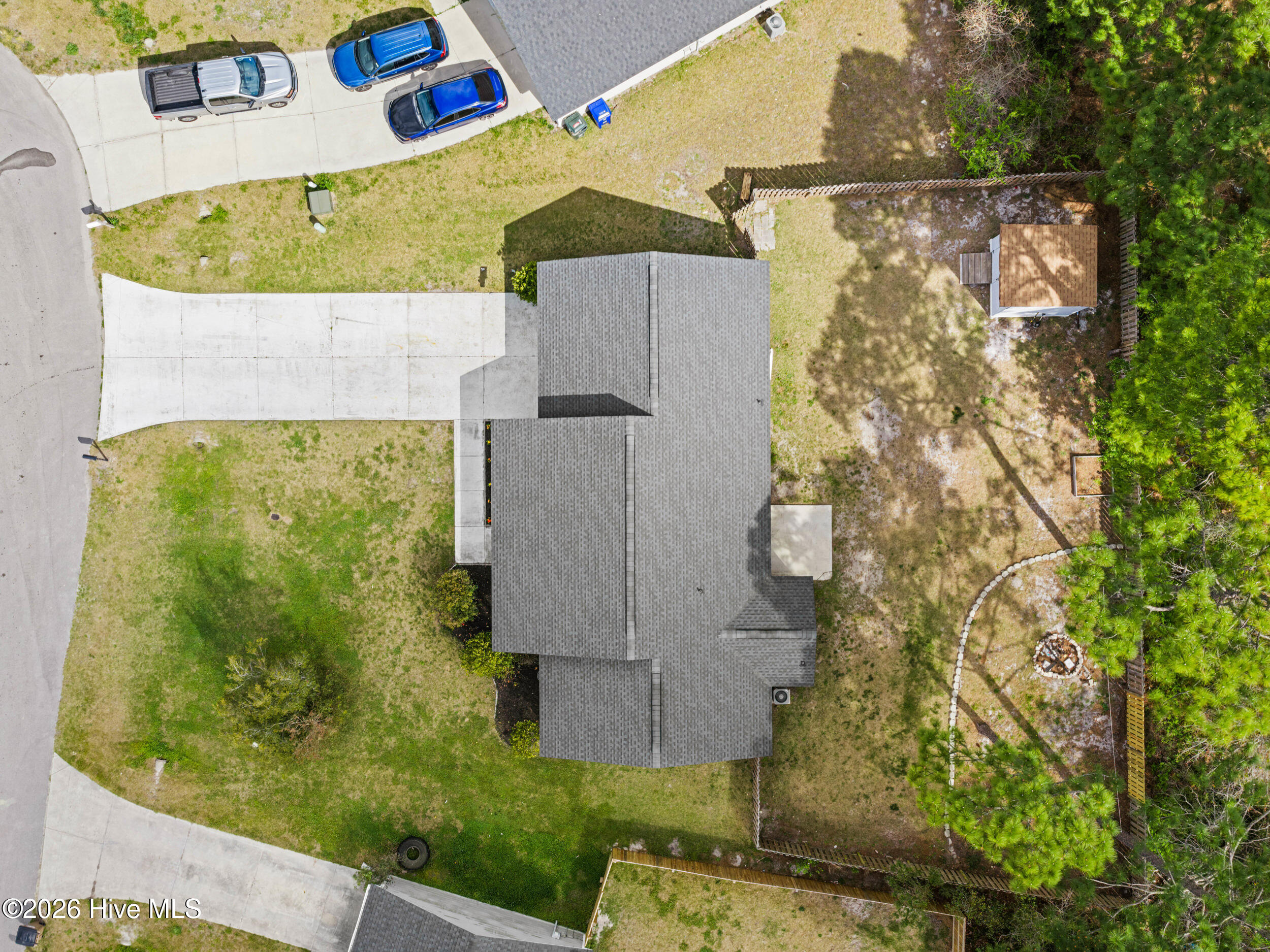 100565306 | Photo 30