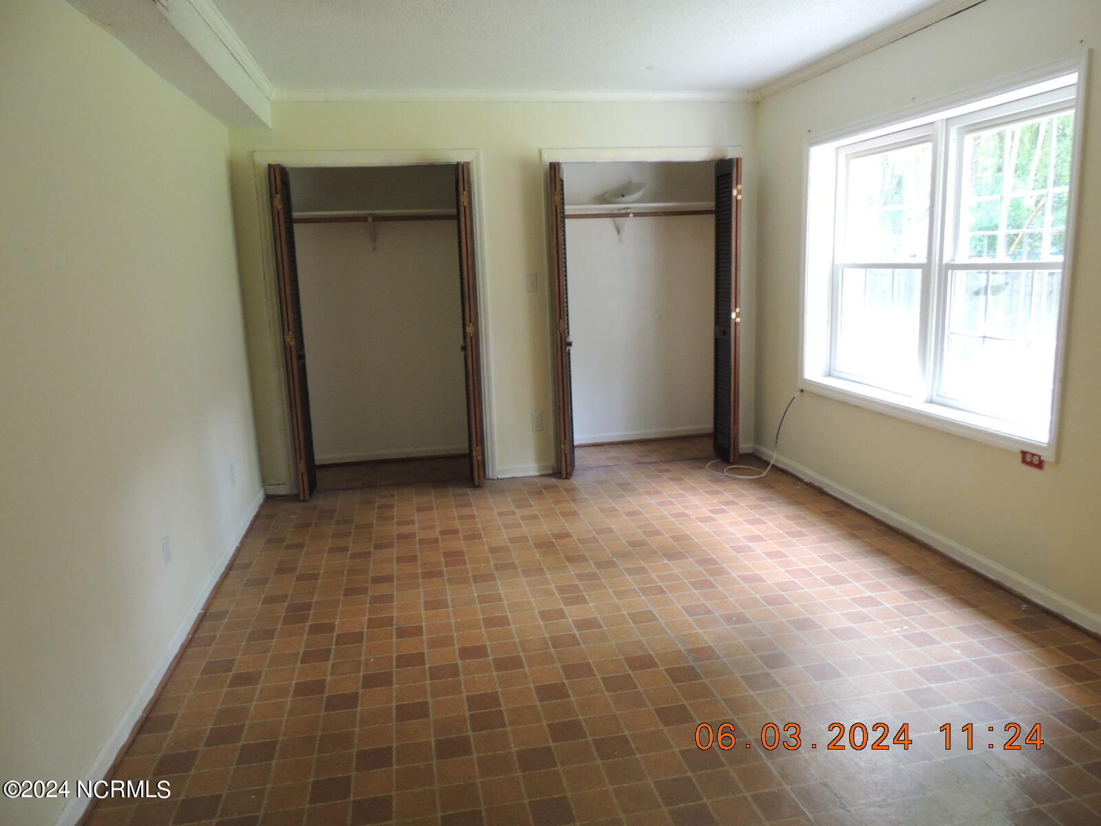 100450812 | Photo 14