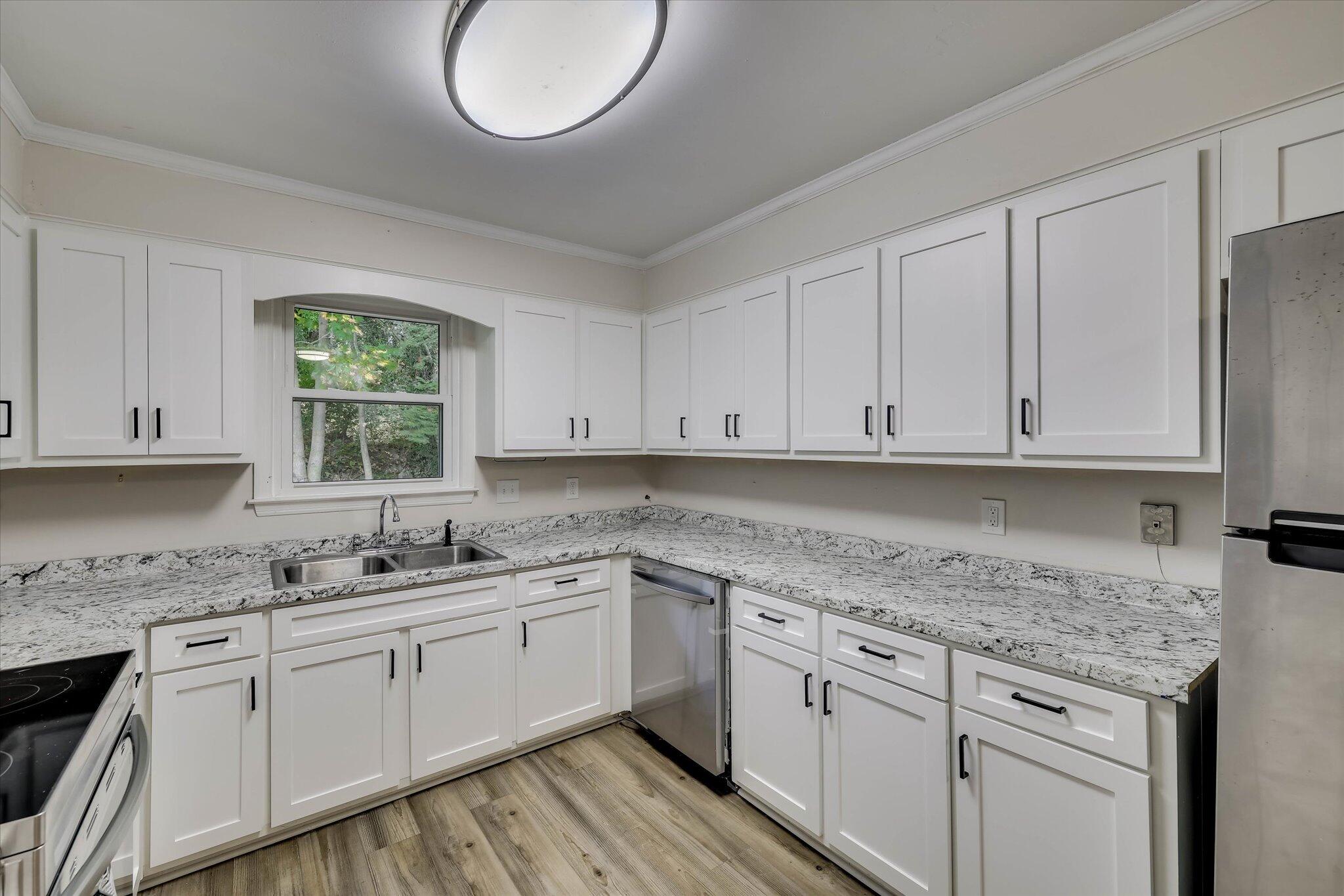 4517 Glennwood Drive