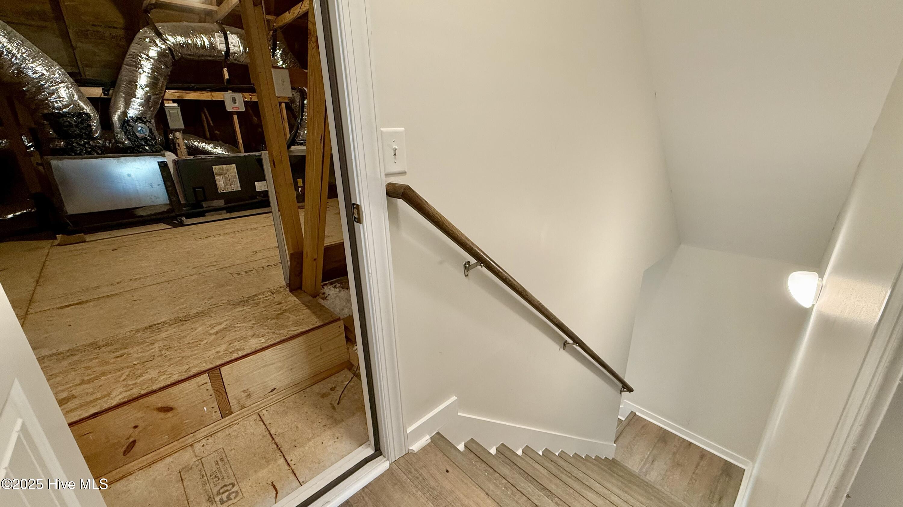 100559412 | Photo 31