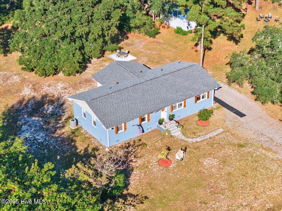 100532606 | Photo 41