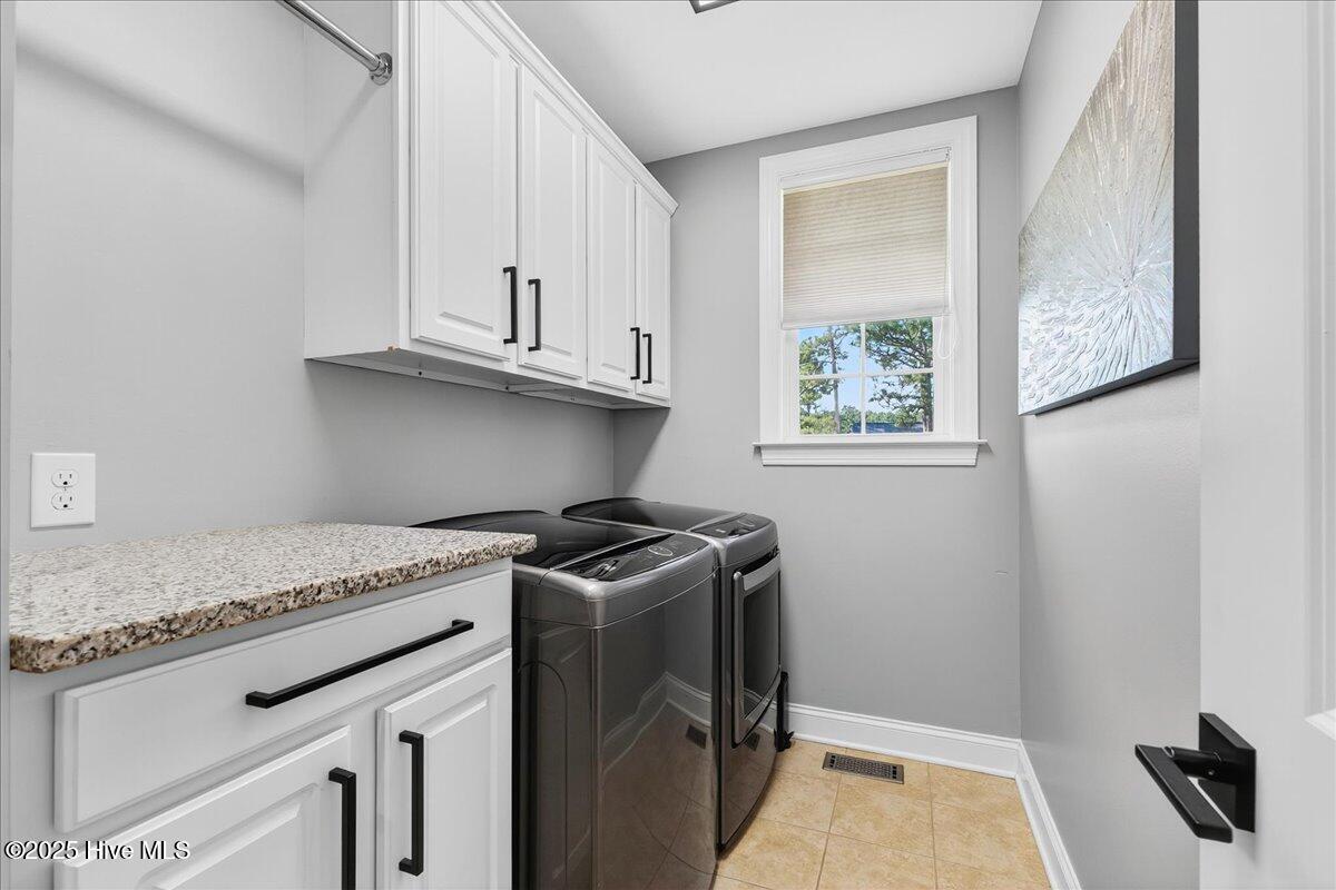 100530632 | Photo 42