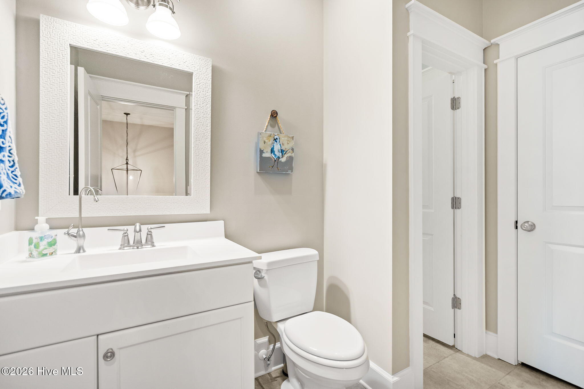 100567886 | Photo 52