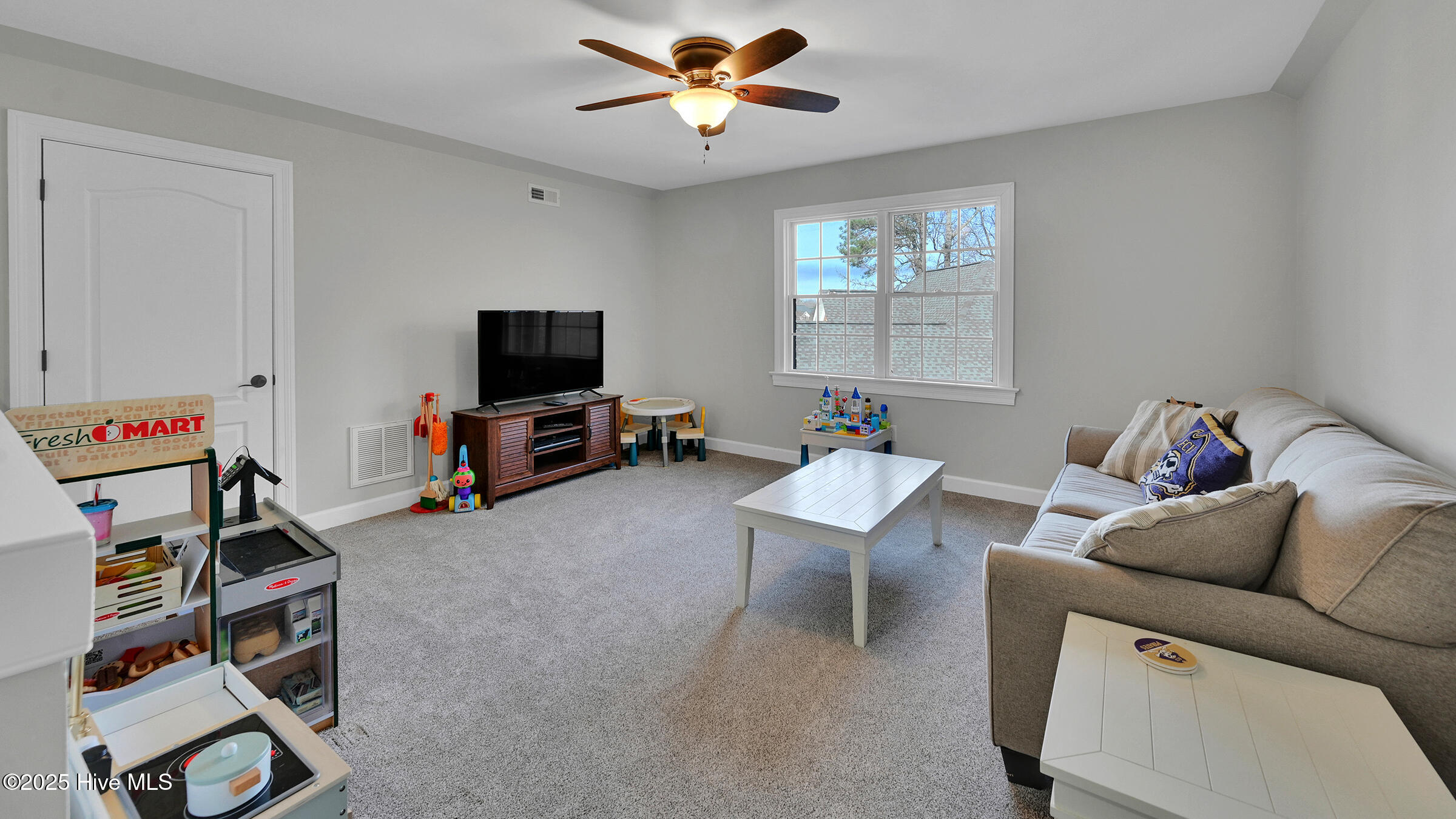 300 Silverleaf Court, Greenville, NC, 27834