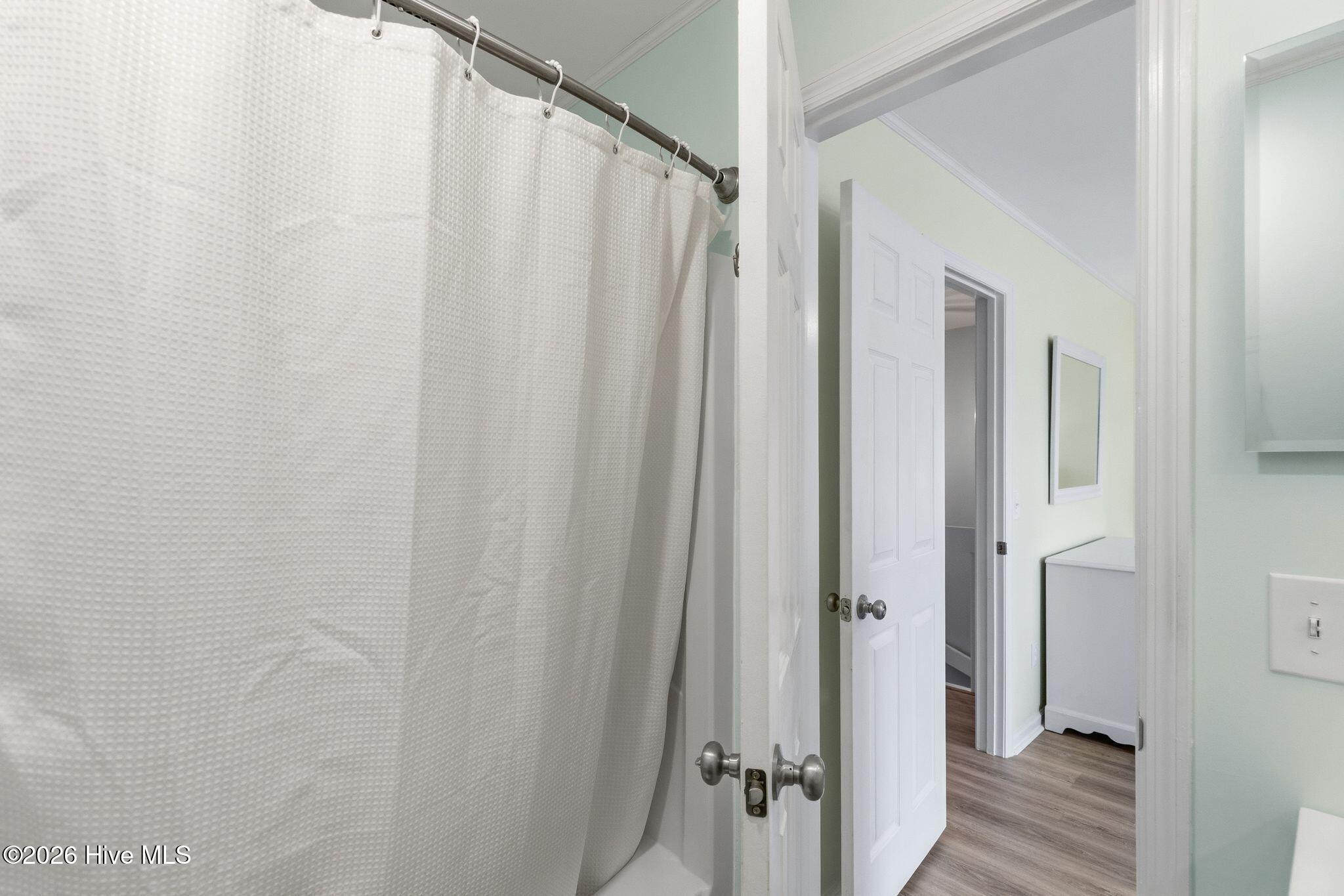 100553175 | Photo 46