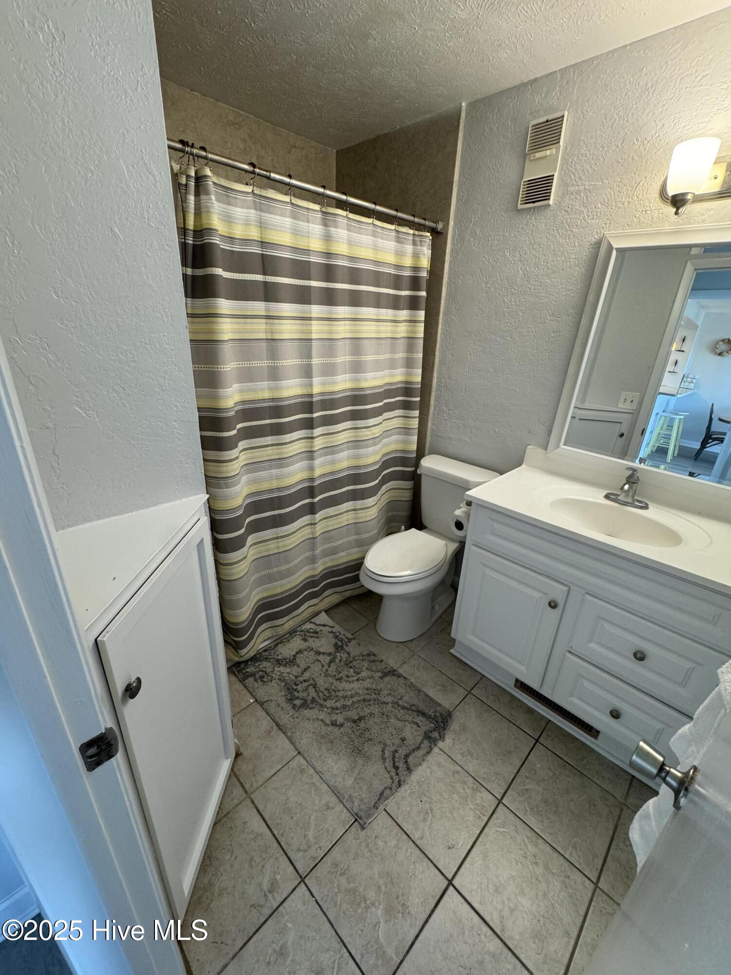 100545442 | Photo 18