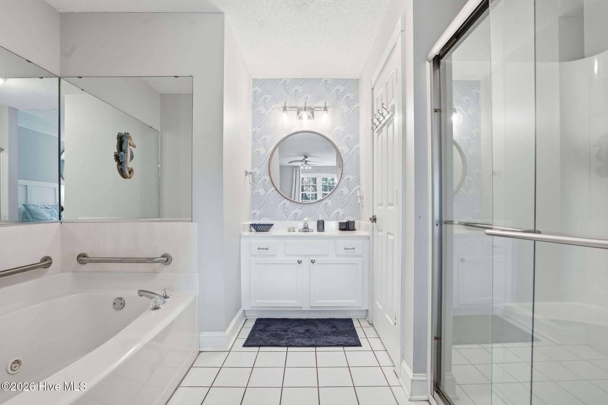 100559289 | Photo 15