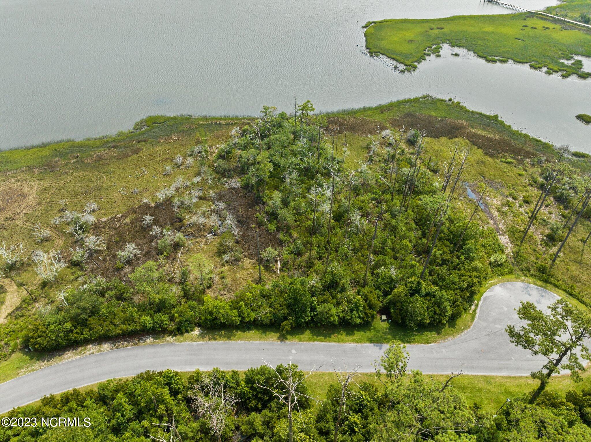 4th image of 211 Leeward Ln, Beaufort, NC 28516 | MLS# 100596232