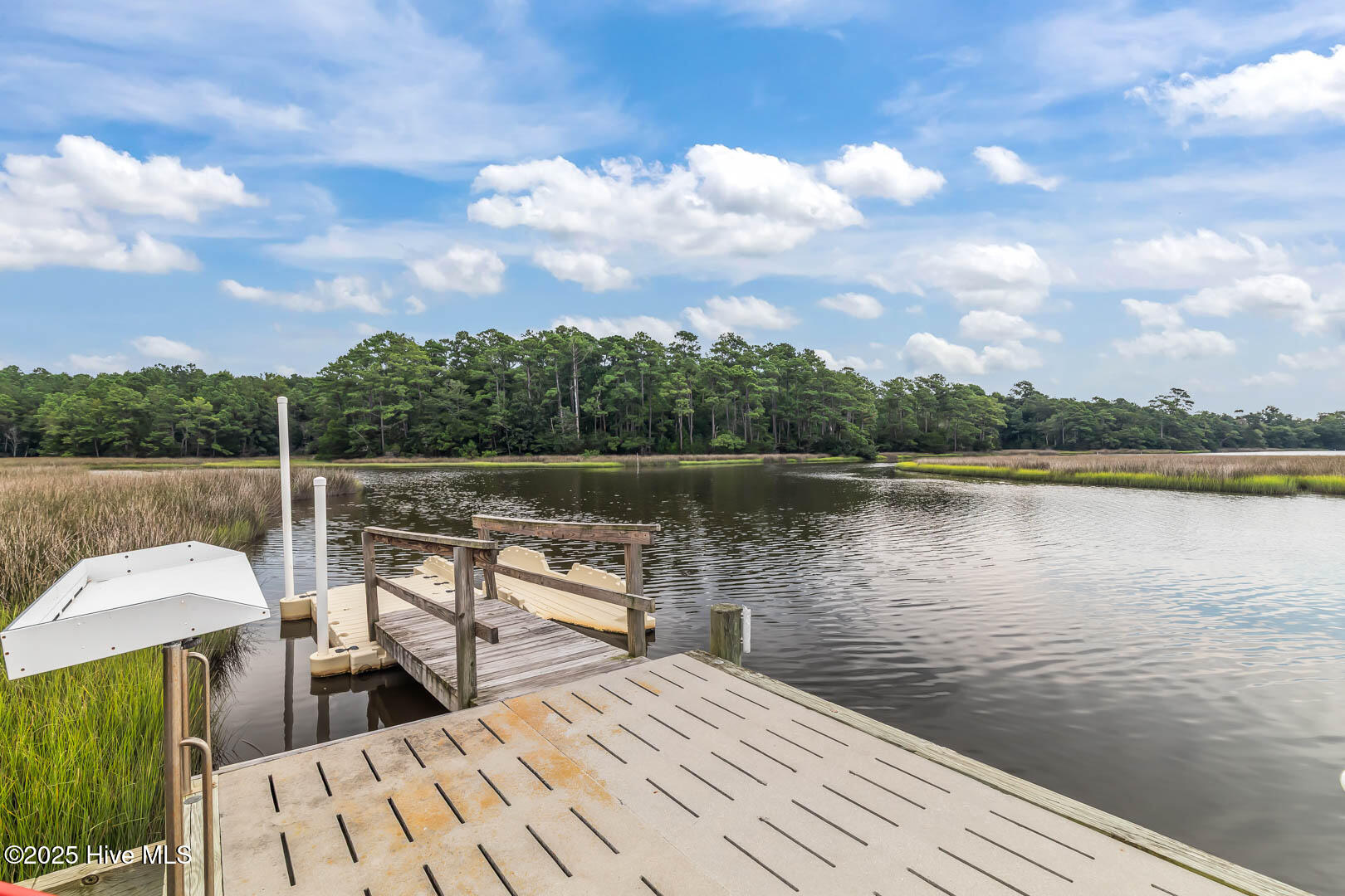 100544097 | Photo 87