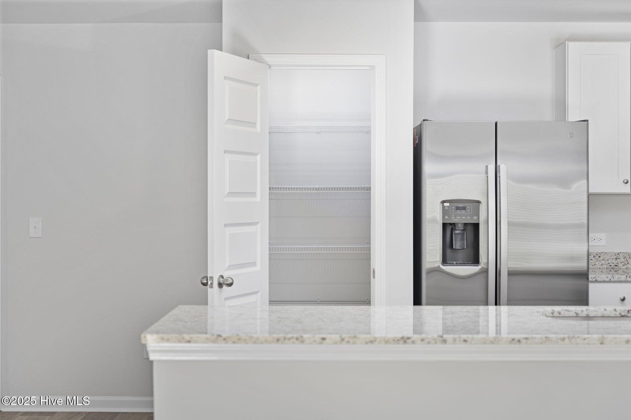 100544084 | Photo 27