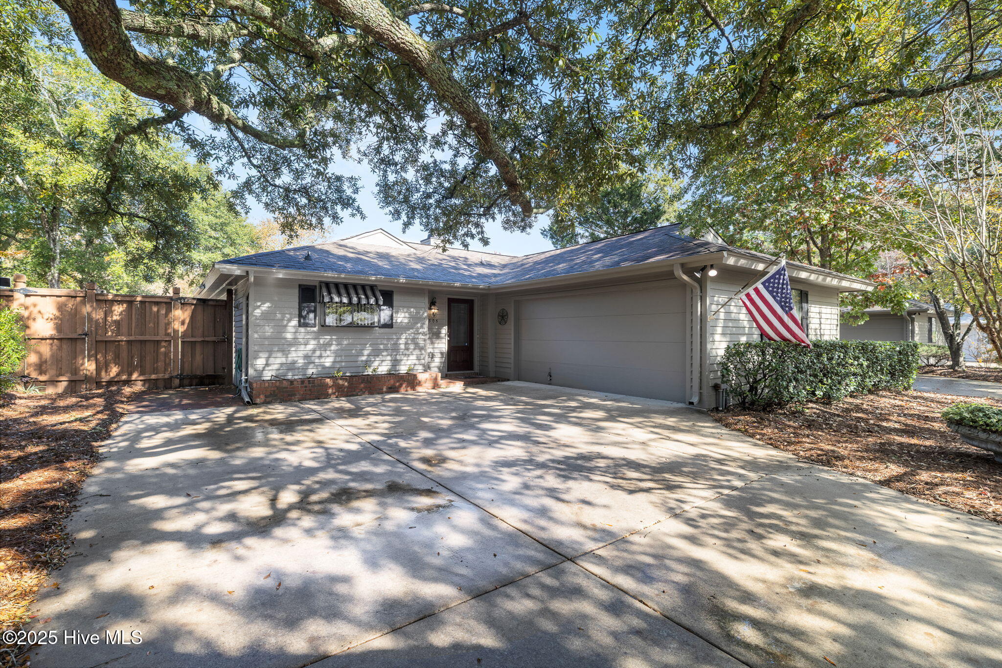 Homes for sale in Wilmington, NC | 1305 Two Mile Cir E, Wilmington, NC 28405 | MLS# 100539672