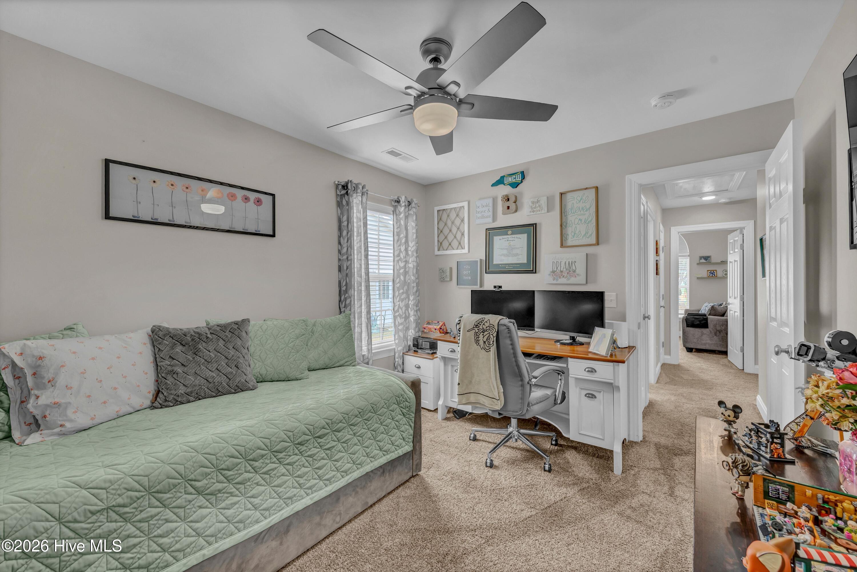 100557746 | Photo 19