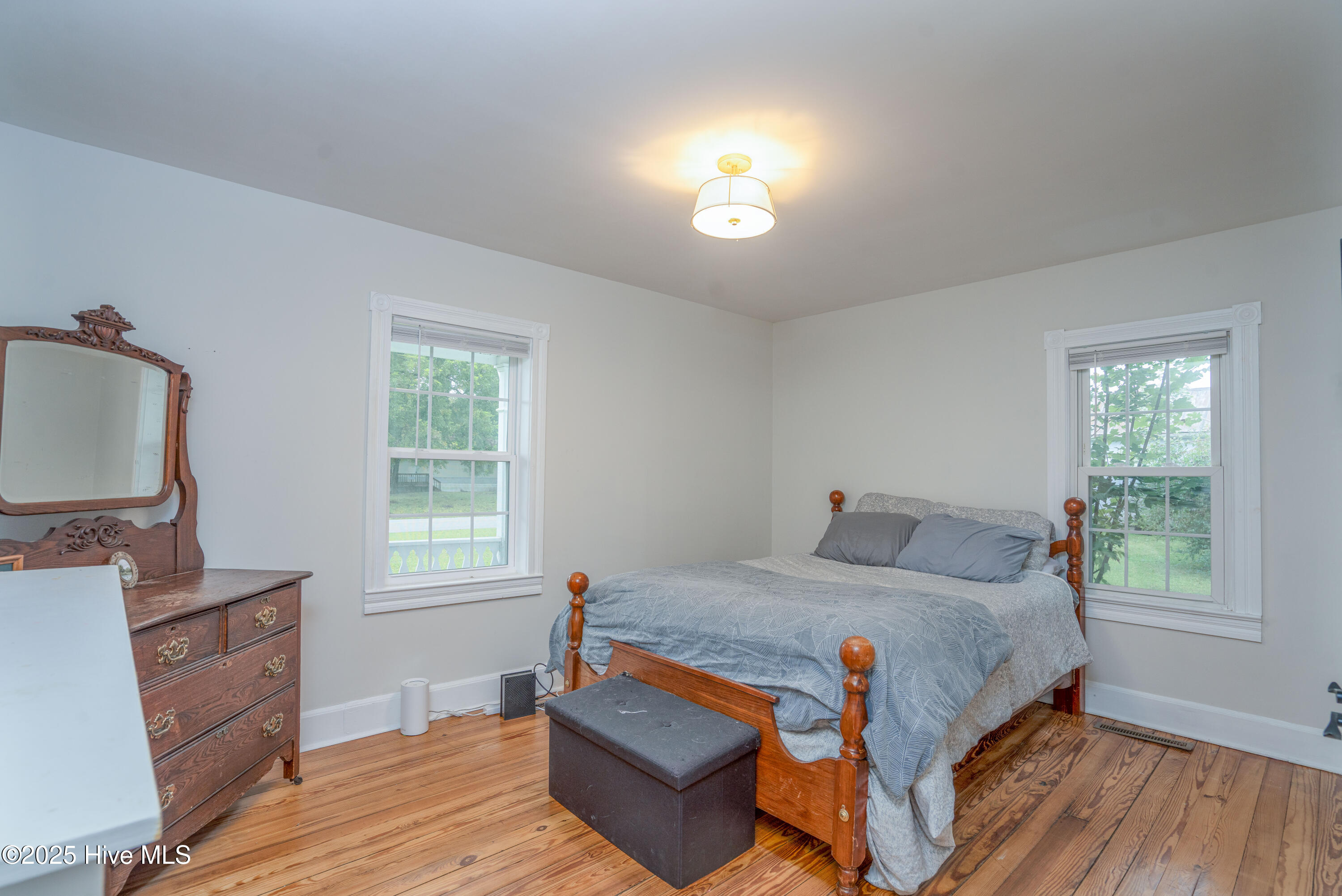 100536527 | Photo 22