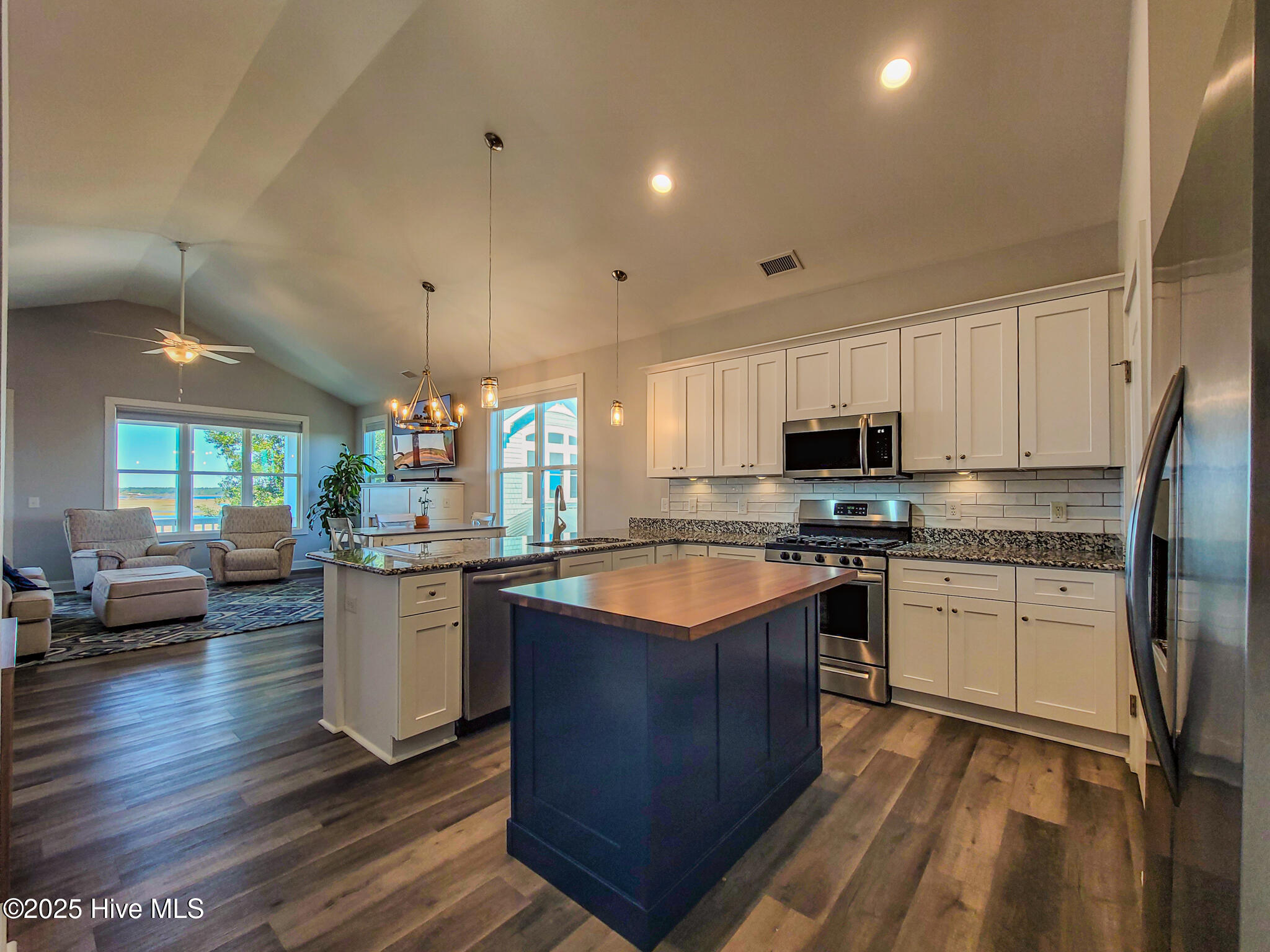 Homes for sale in Surf City, NC | 125 S Boca Bay Ln #B, Surf City, NC 28445 | MLS# 100538733