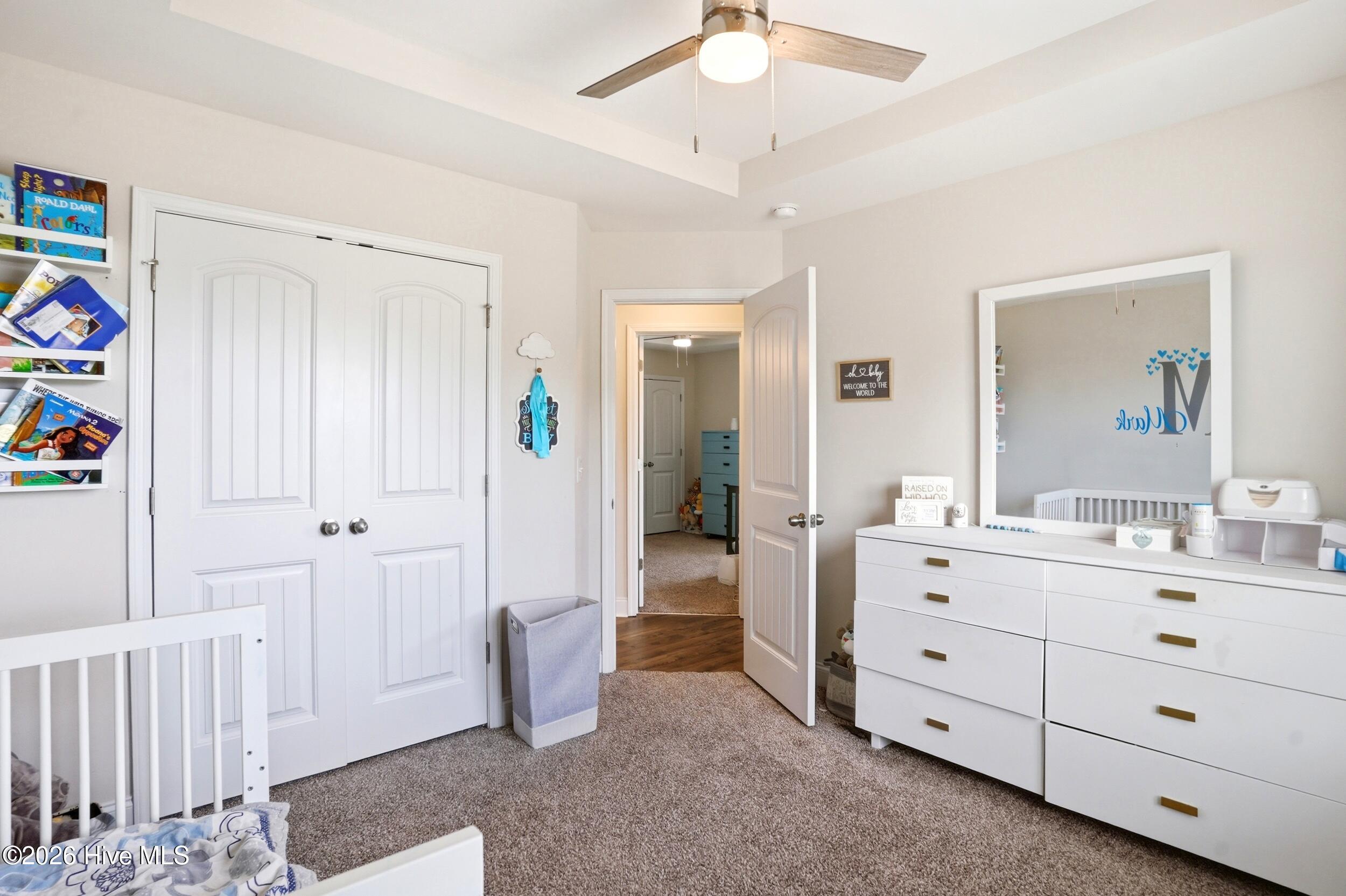 100570398 | Photo 23