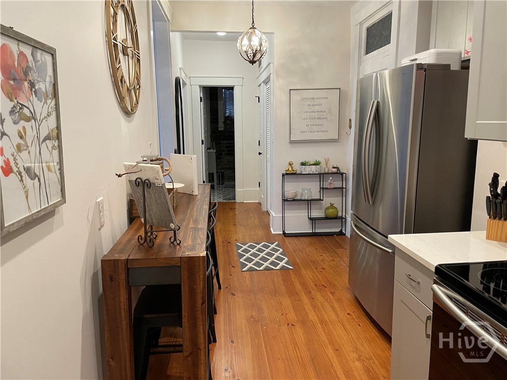 210 E State Street, Savannah, GA, 31401