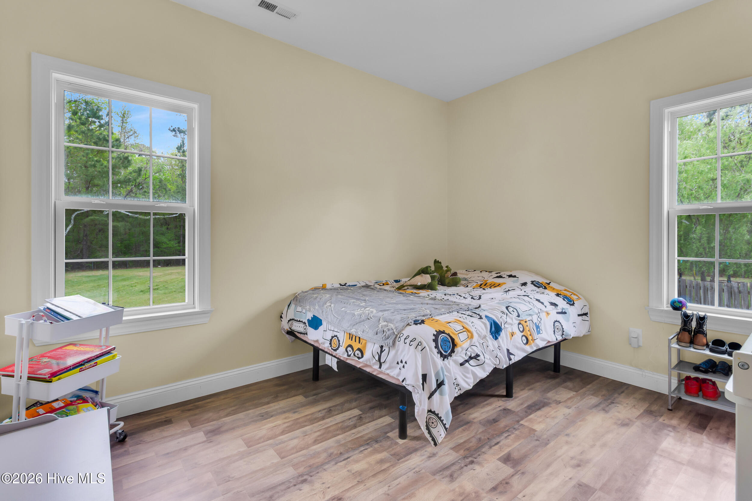 100569291 | Photo 21