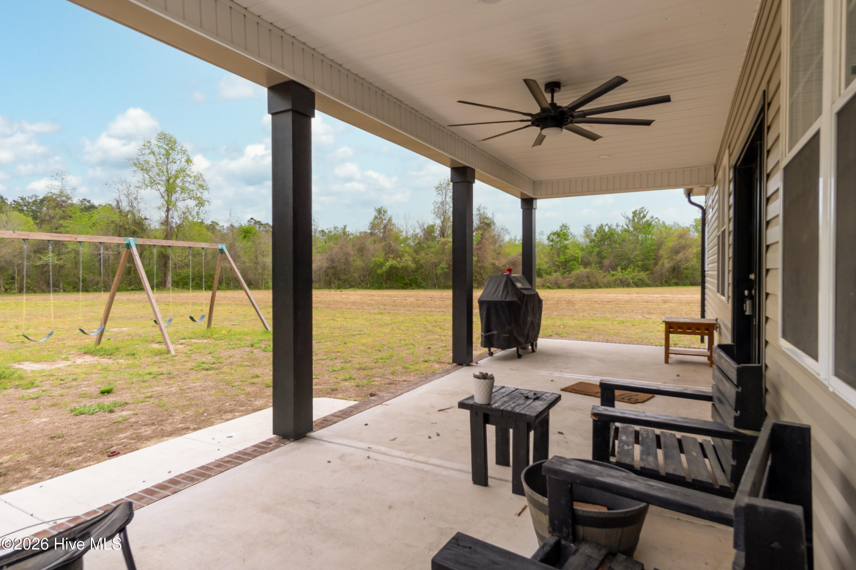 1560 White Oak River Road,Maysville