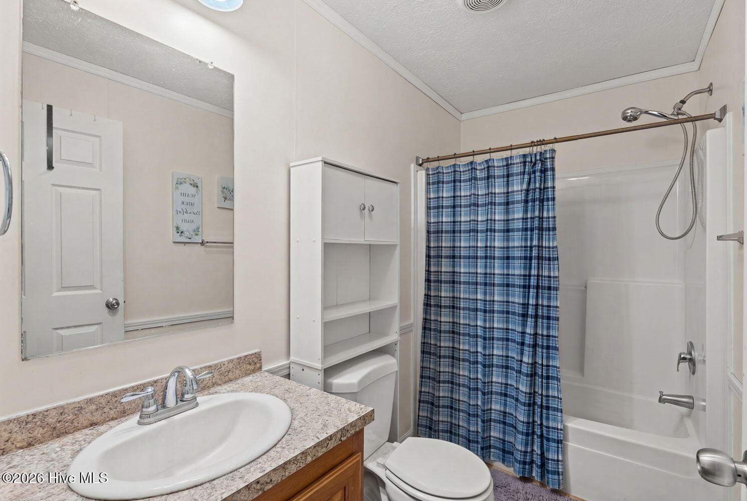 100562599 | Photo 15