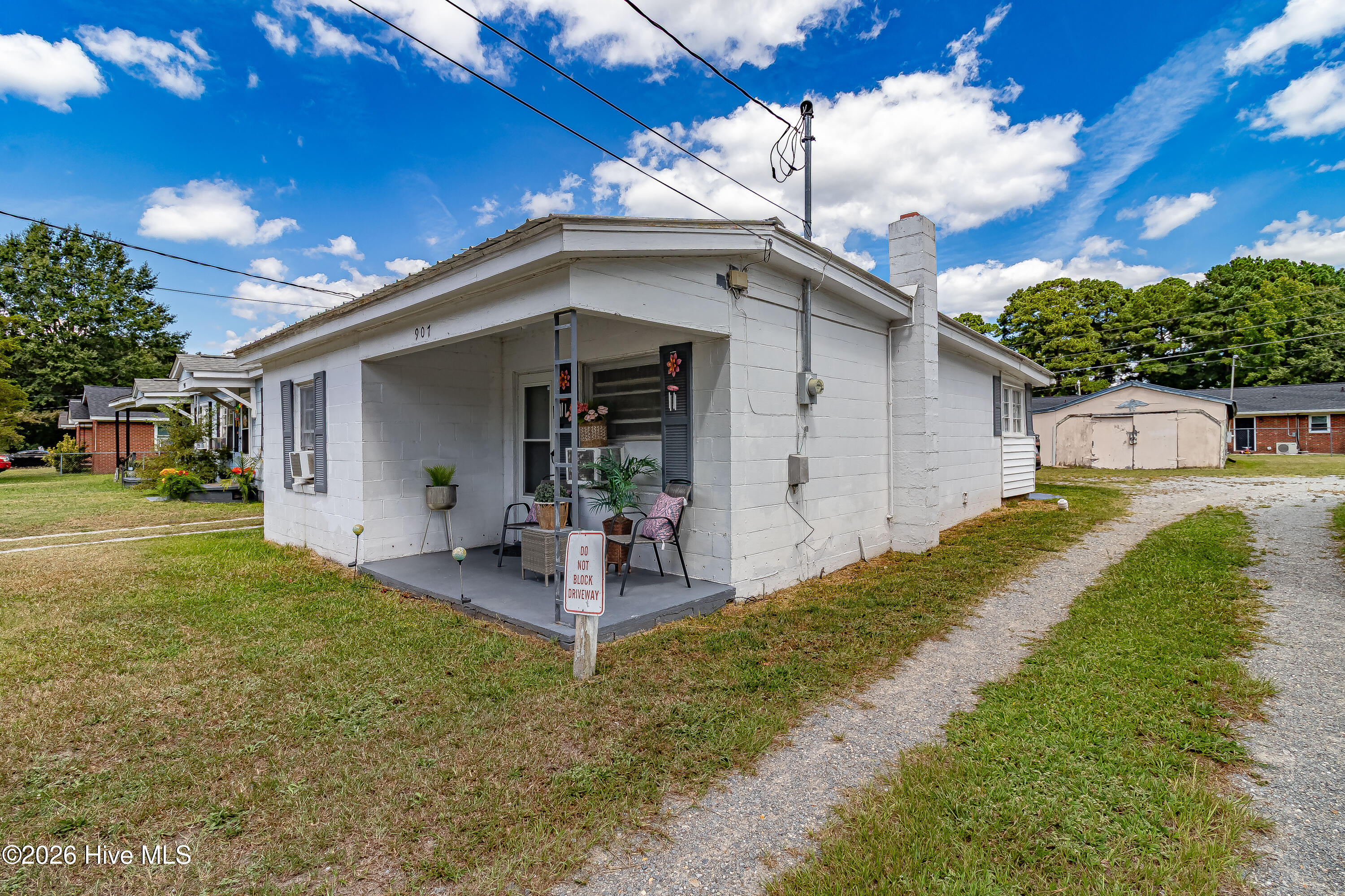 Photo 3 of Single family home for sale at 907 E 4th Street, Goldsboro, NC 27534 | MLS# 100604089 | Listing updated on 2026-09-17