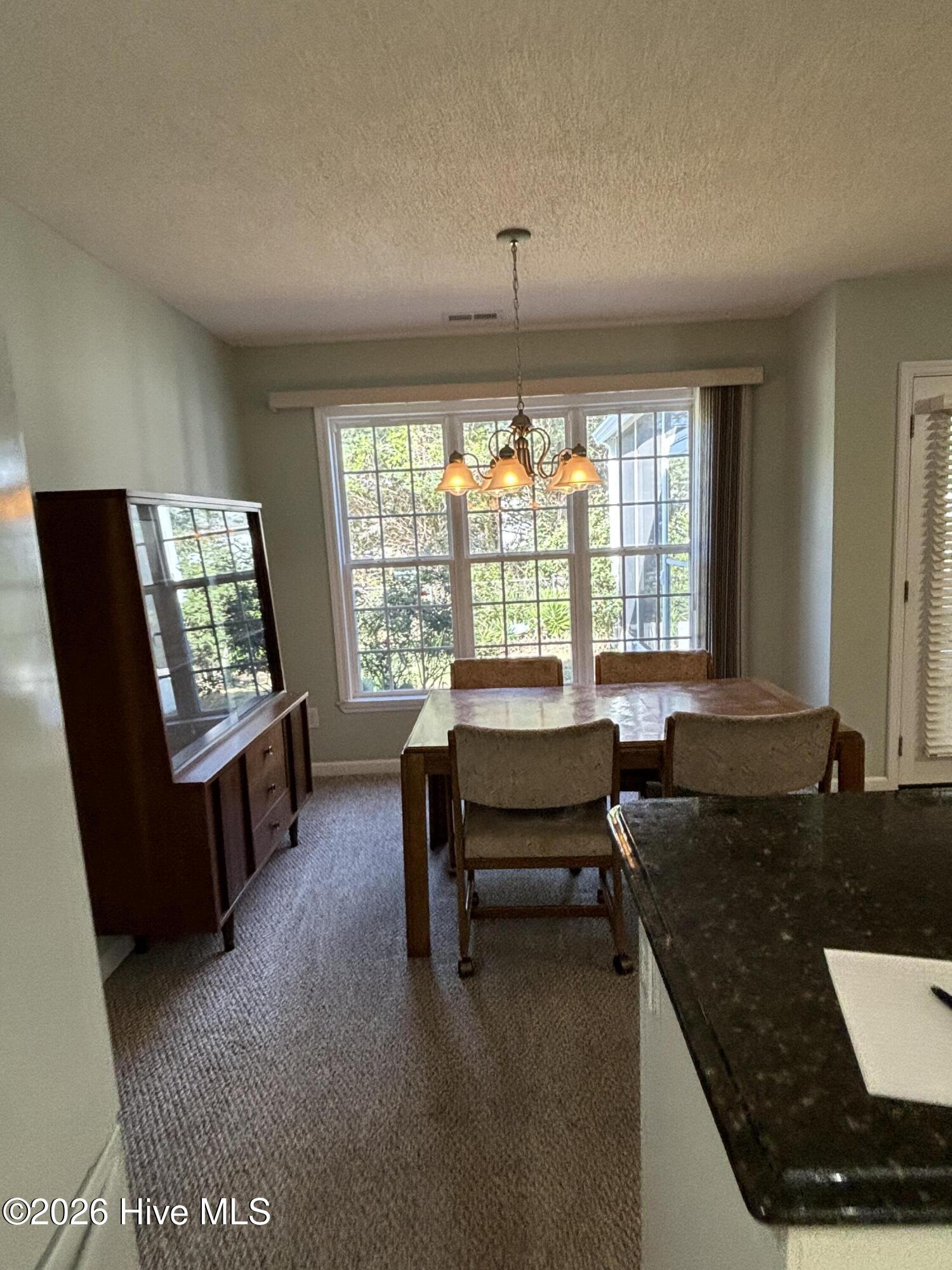 100561448 | Photo 36