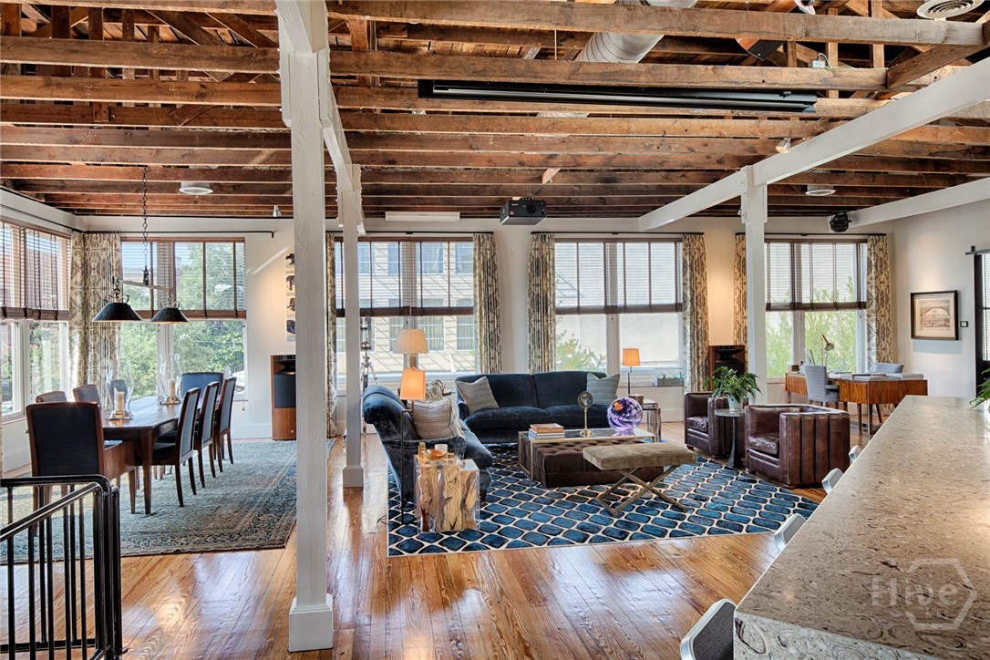 232 E Broughton Street, Savannah, GA, 31401