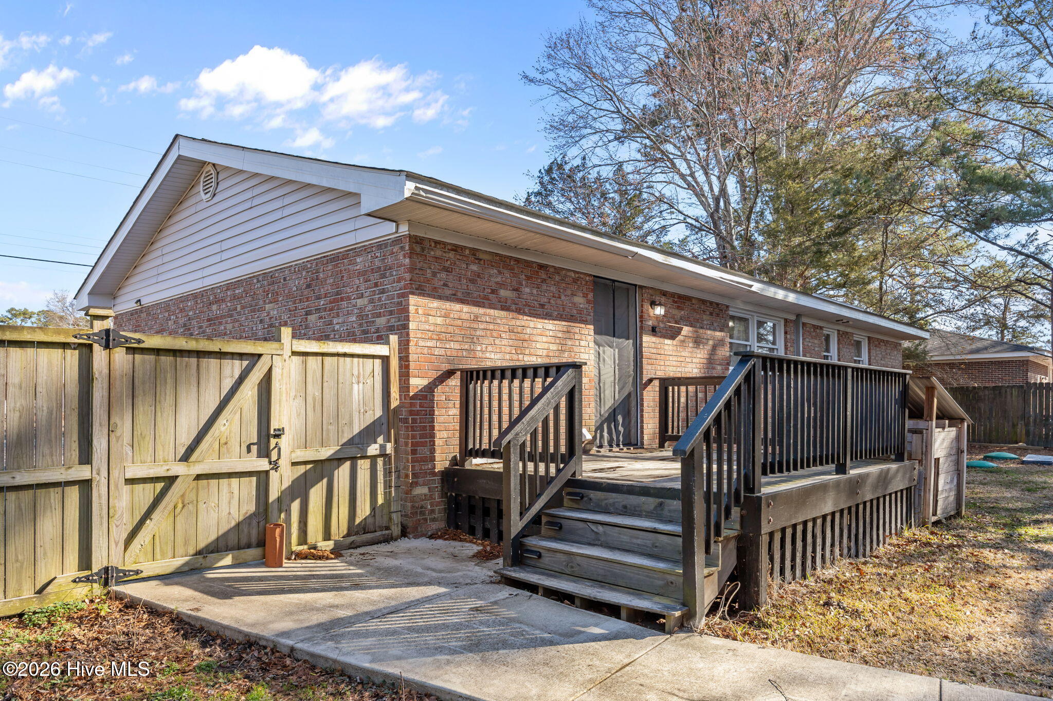 100555962 | Photo 31