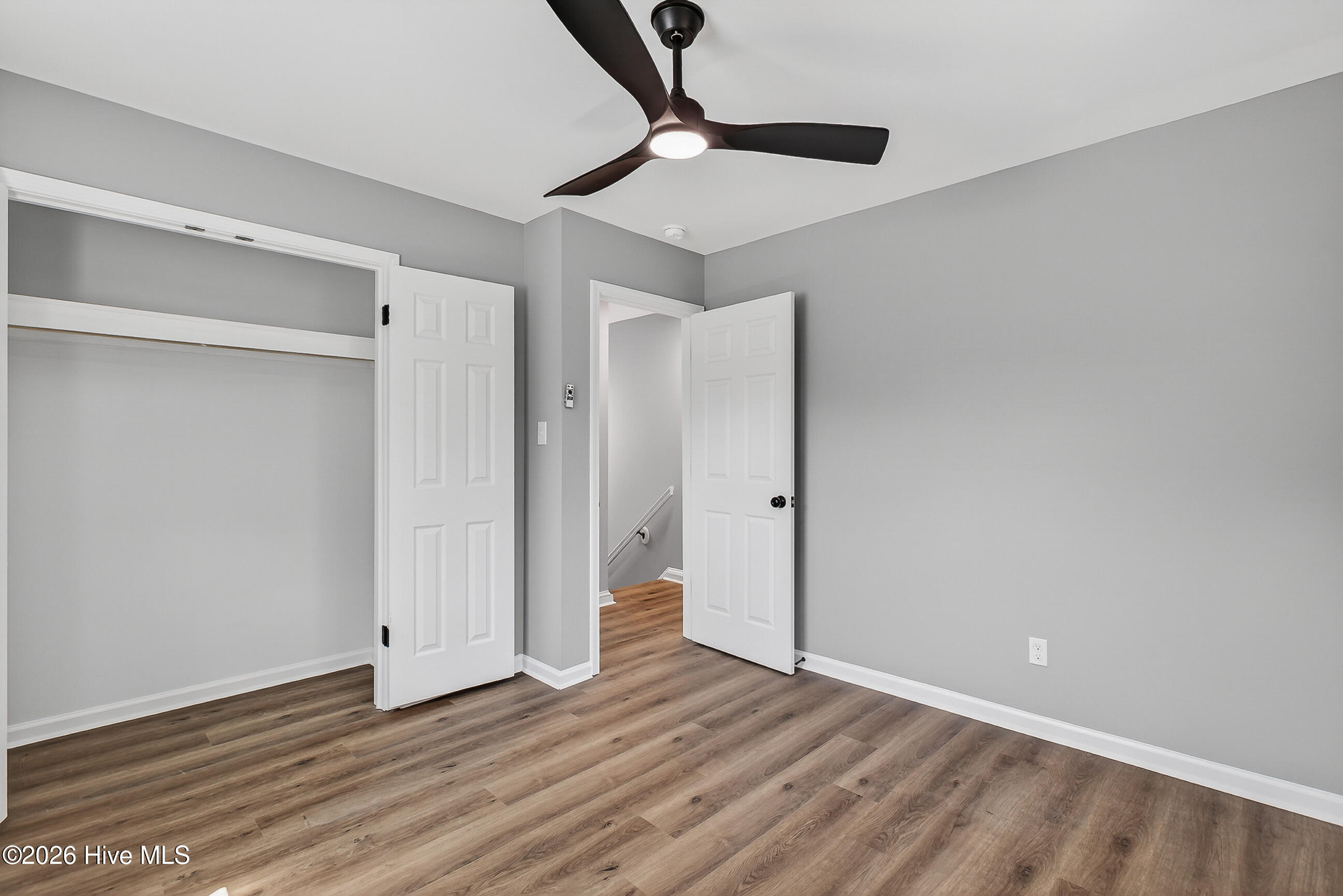 100580865 | Photo 38