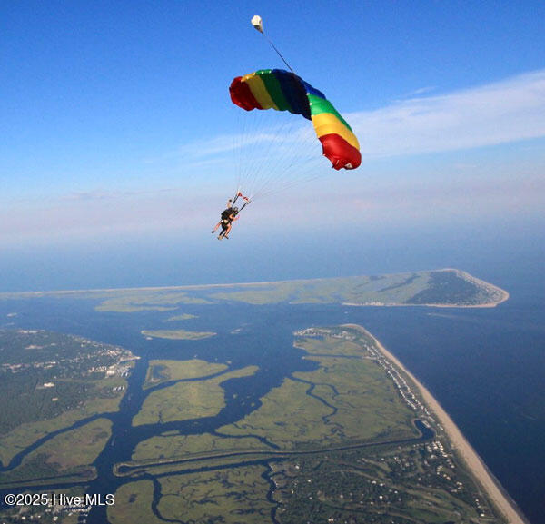 100537429 | Photo 65