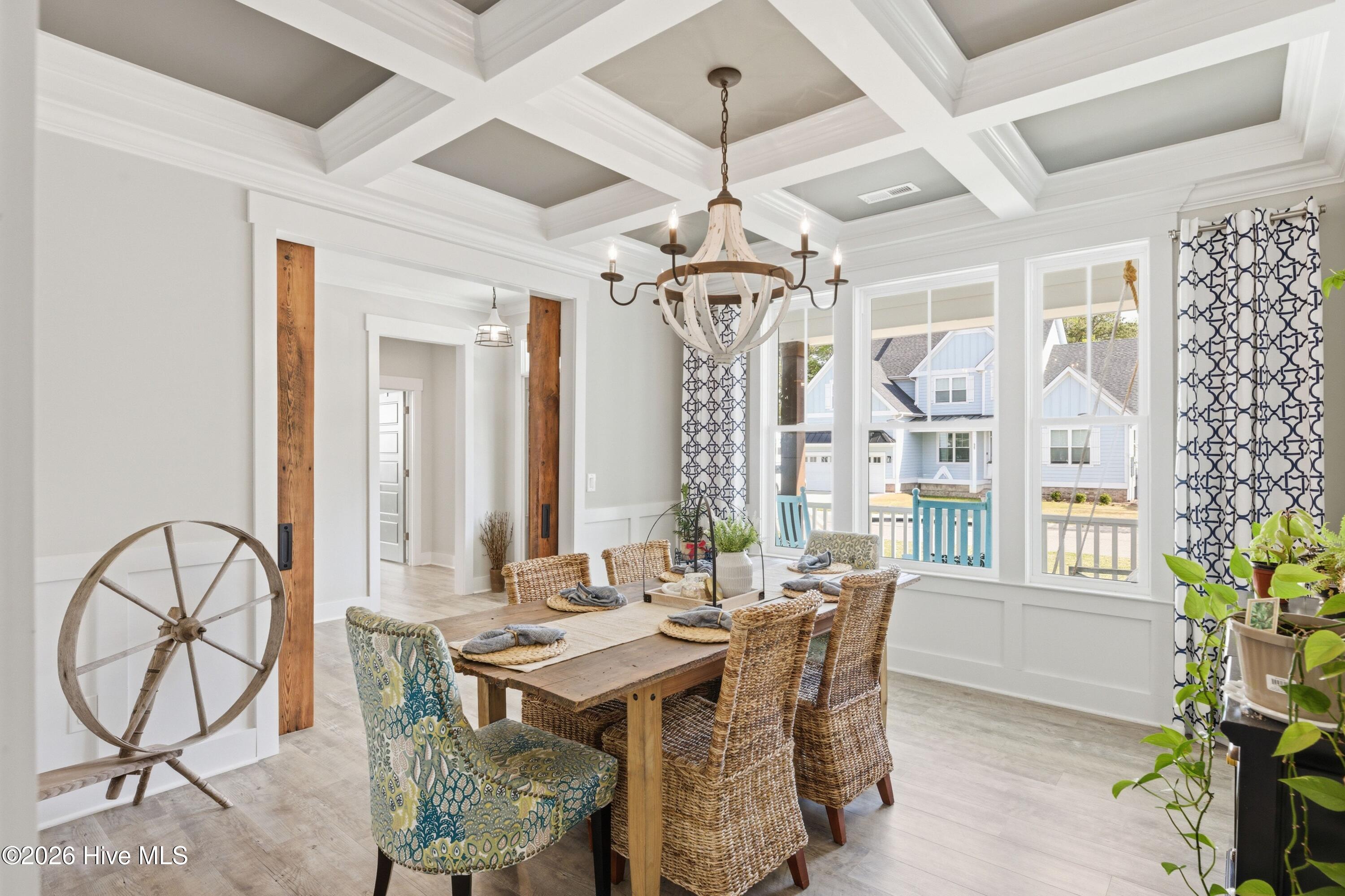 100564448 | Photo 27