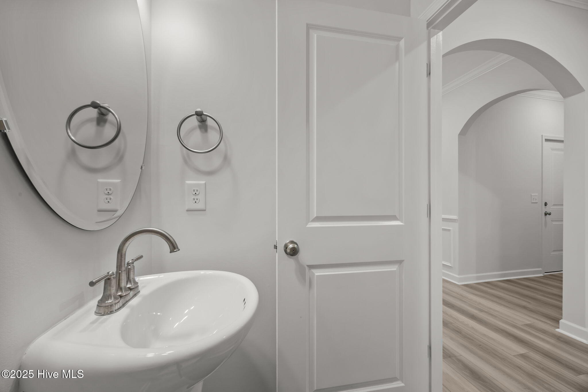 100542295 | Photo 18