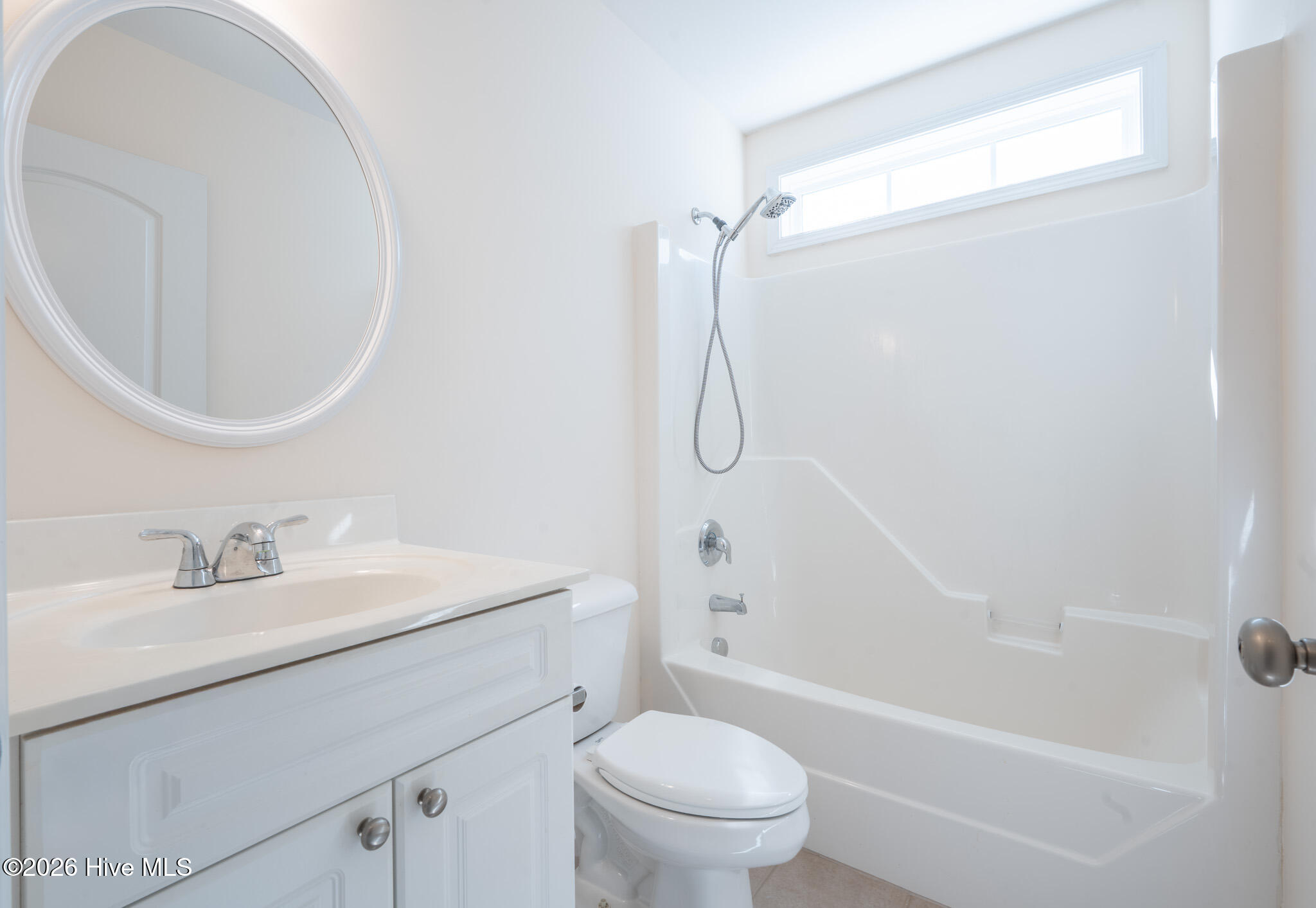 100567911 | Photo 16