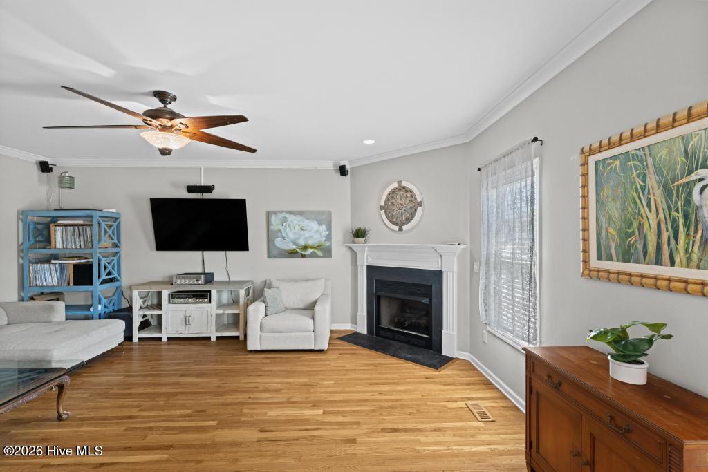 100564951 | Photo 20