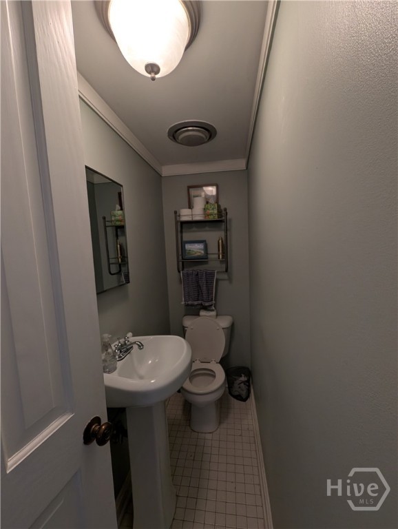 1/2 bath Room on 1st floor.