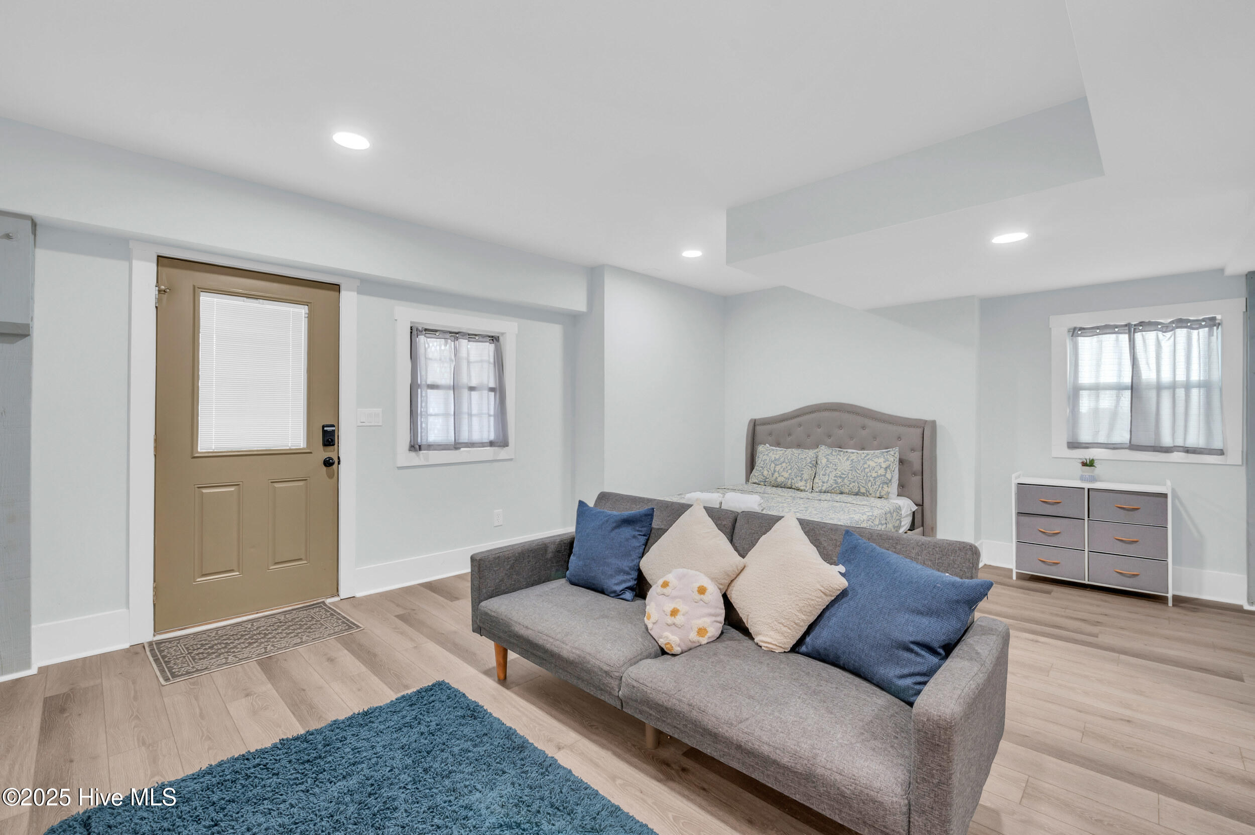 100526383 | Photo 20